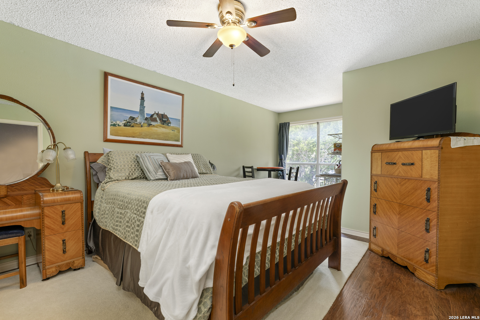 1114 Lakepark Dr