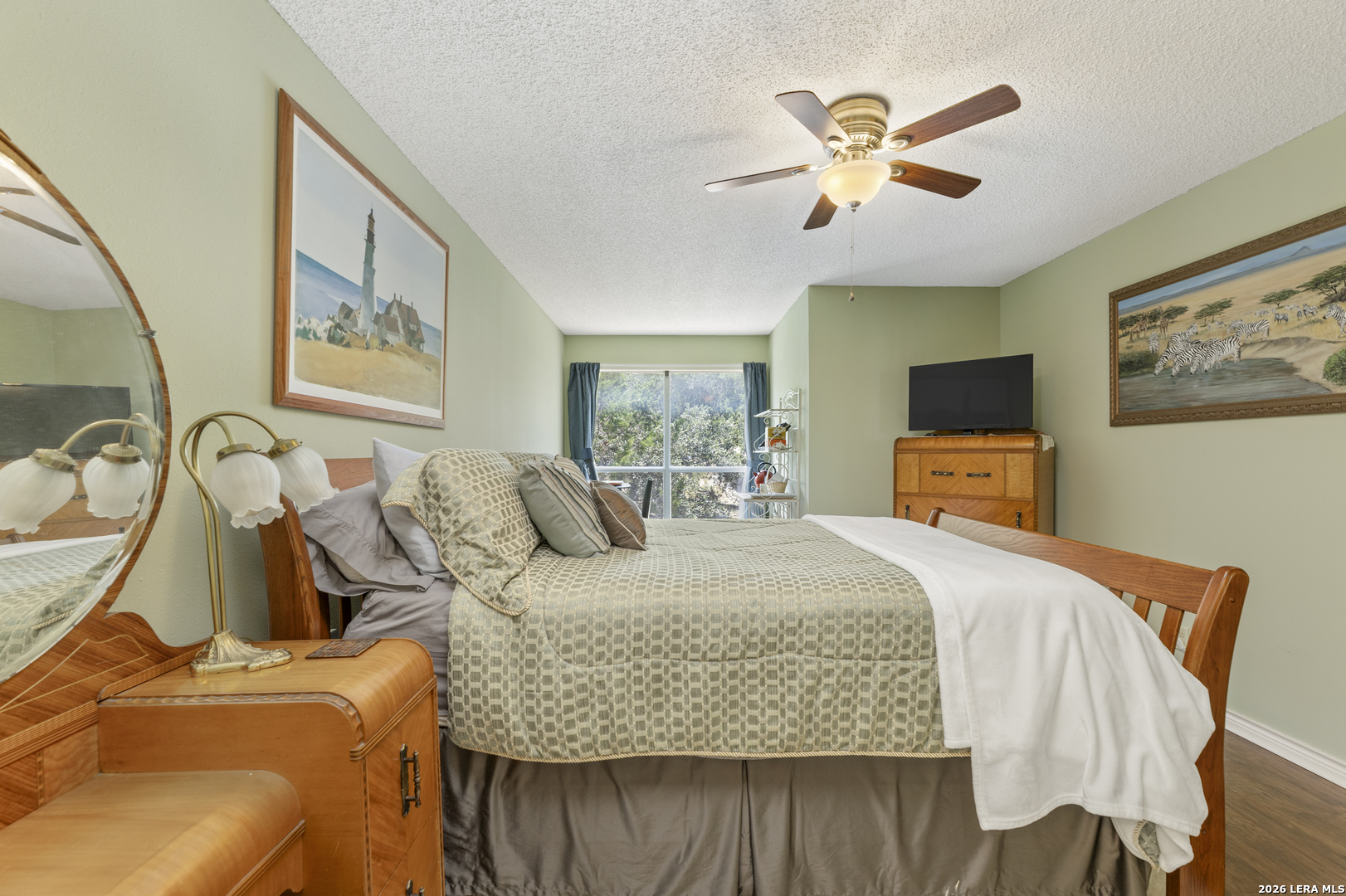 1114 Lakepark Dr