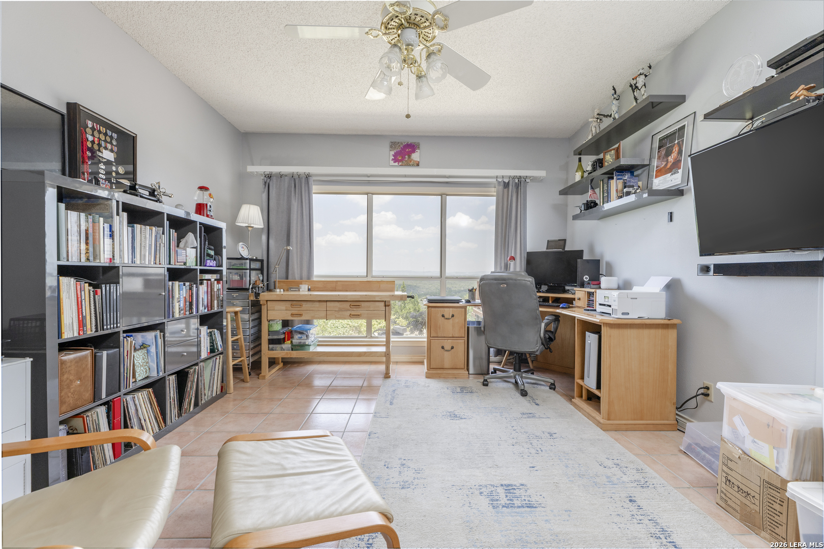 1114 Lakepark Dr