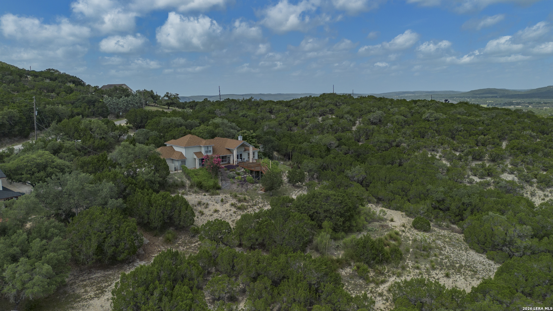 1114 Lakepark Dr