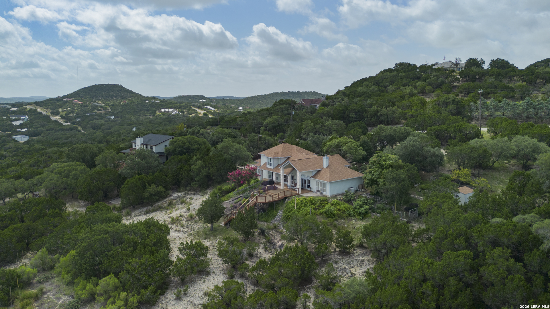 1114 Lakepark Dr