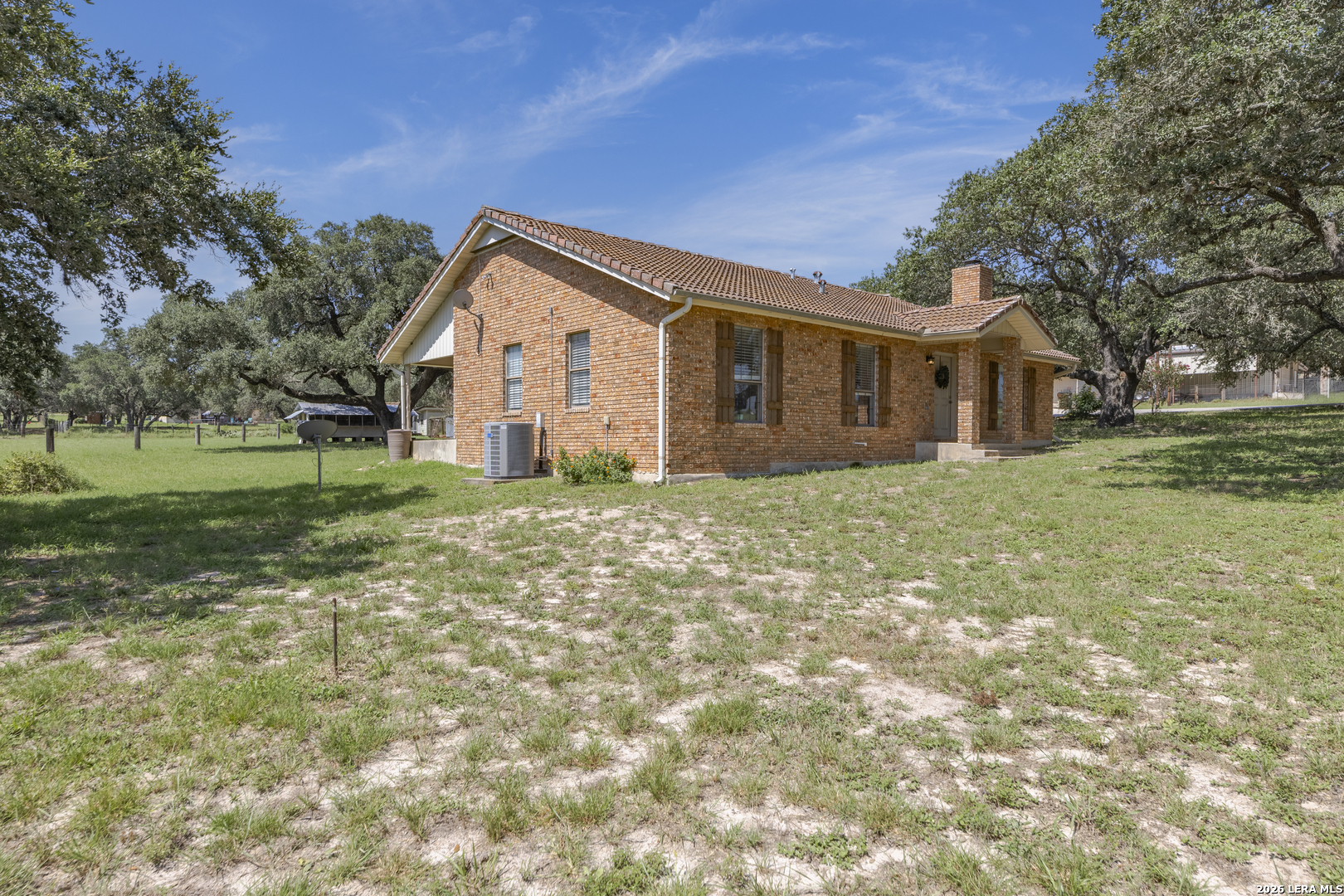 138 BIG OAK DR
