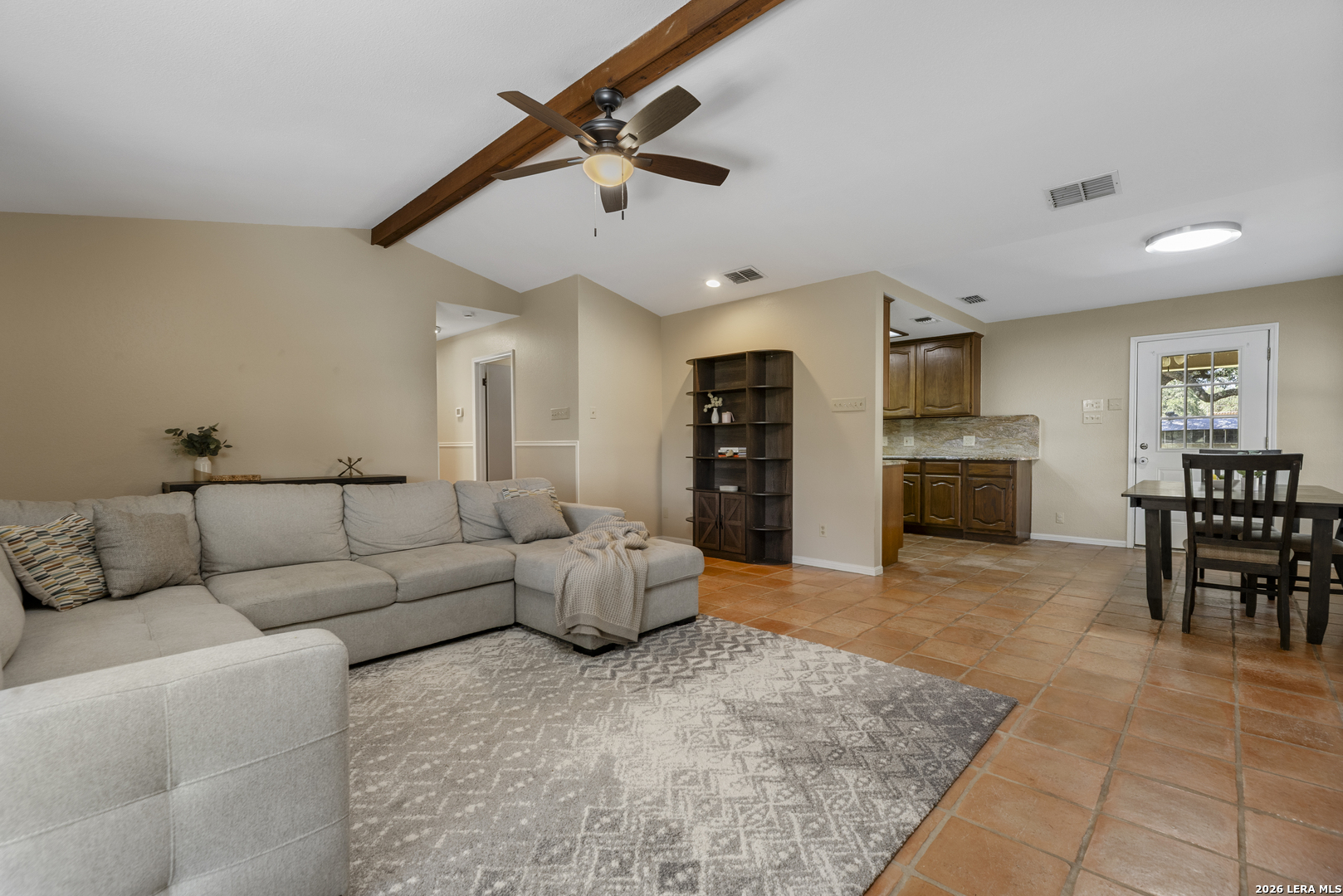 138 BIG OAK DR