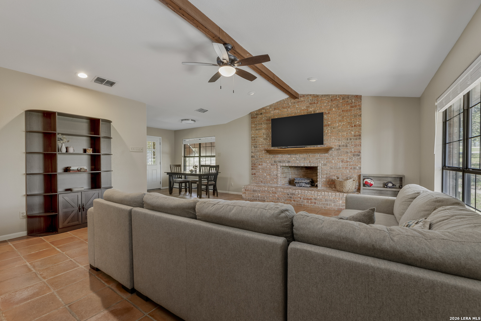 138 BIG OAK DR