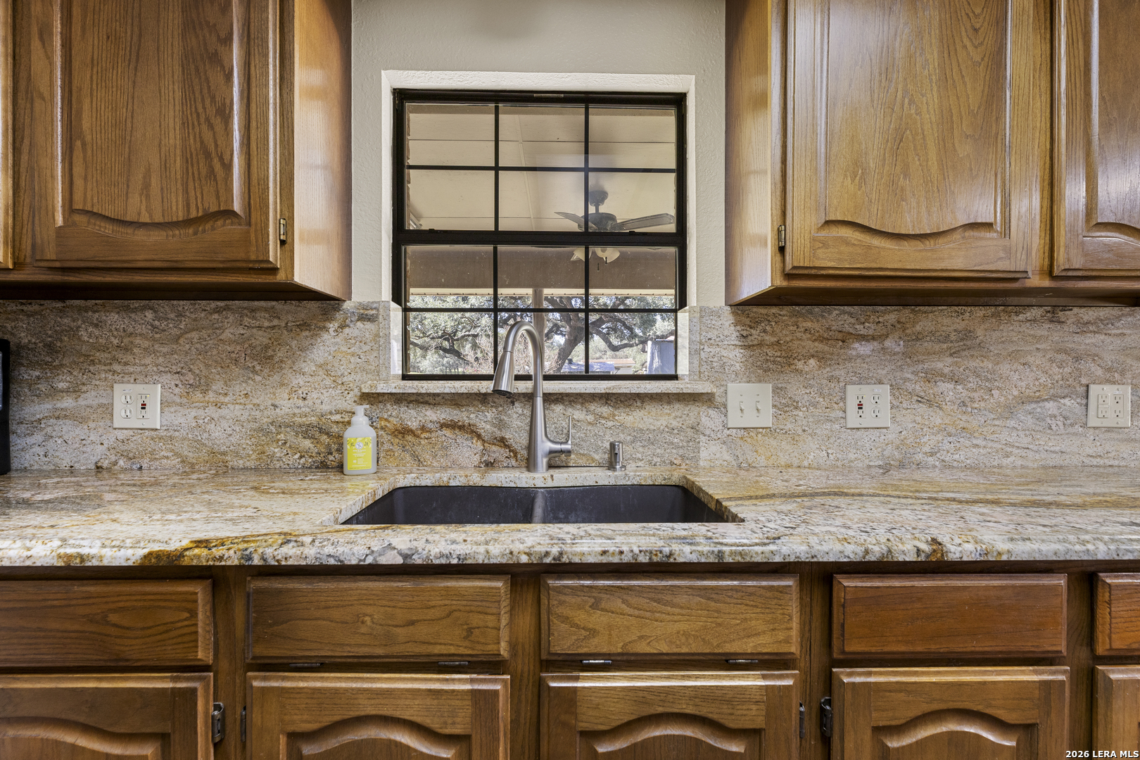 138 BIG OAK DR