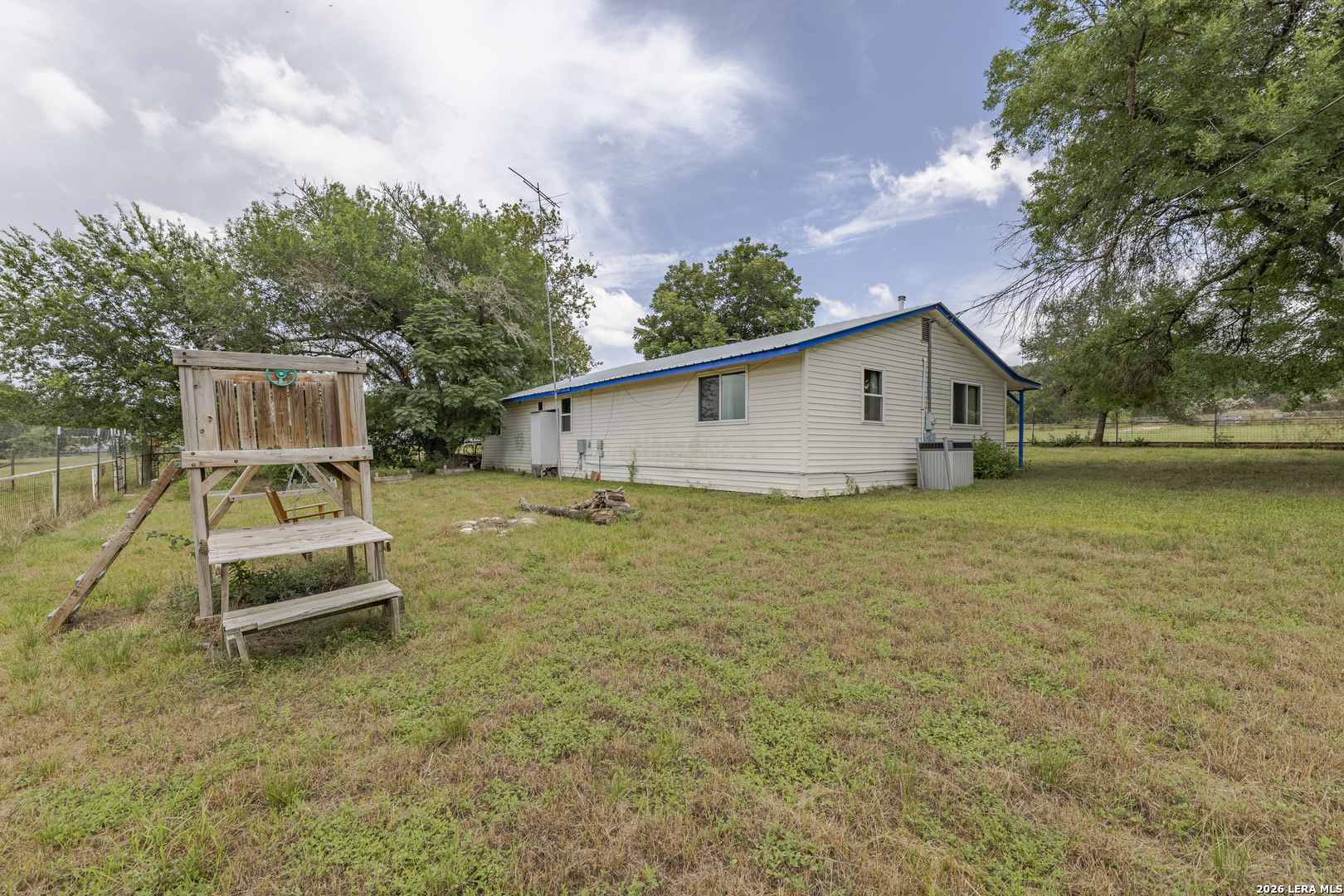 1628 COUNTY ROAD 357