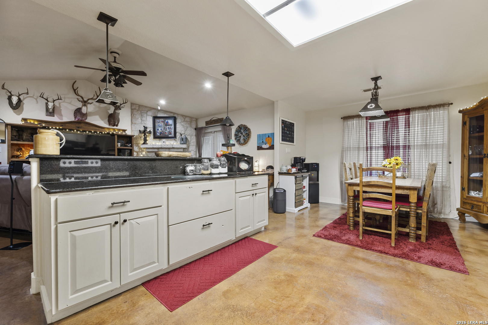 103 E High Bluff Circle