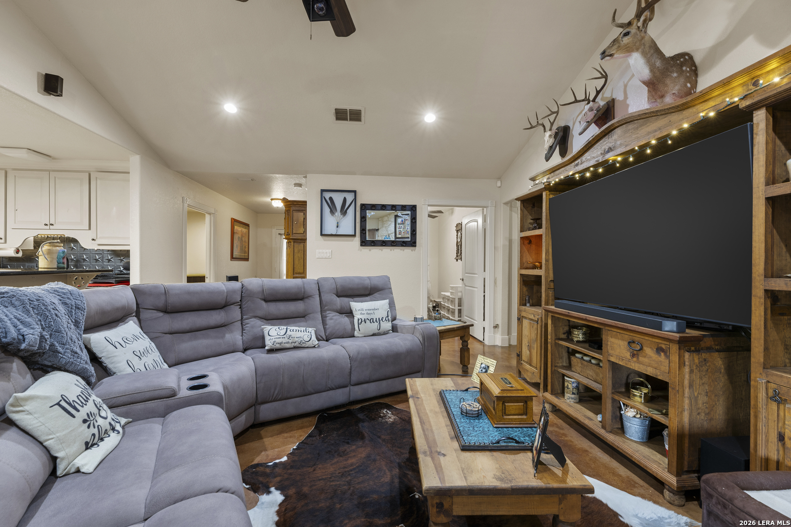103 E High Bluff Circle