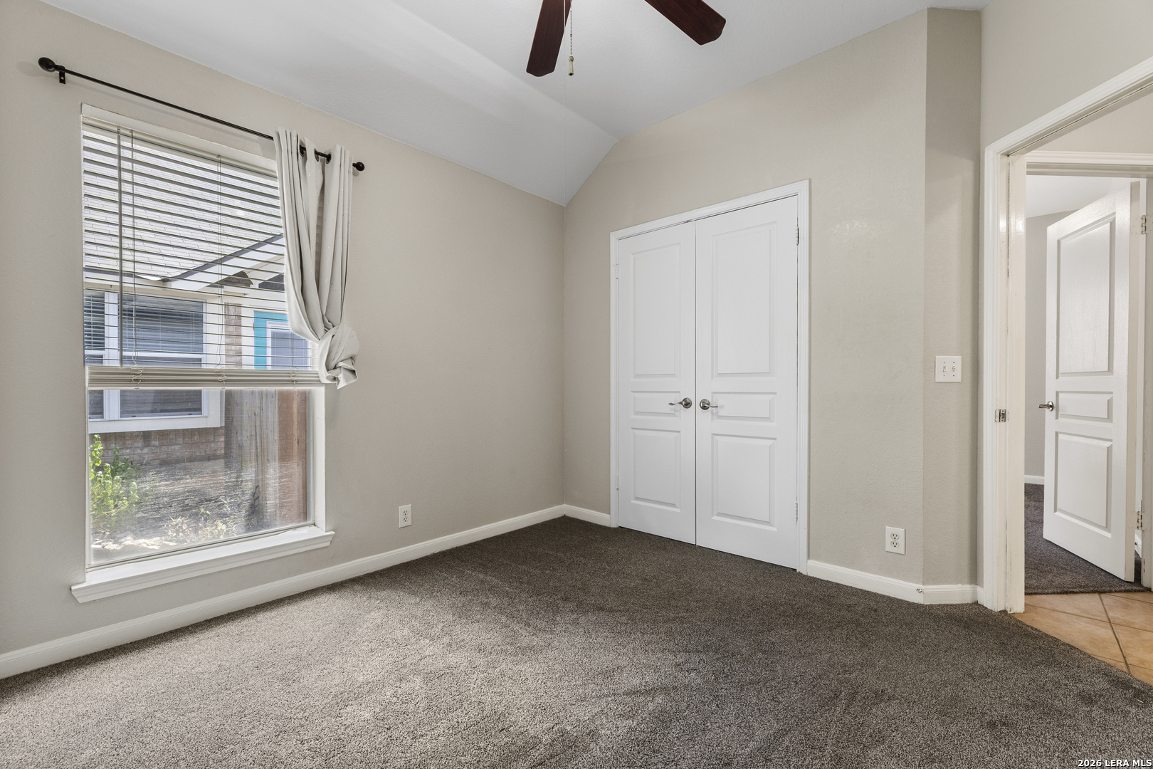 2555 Crested Heights