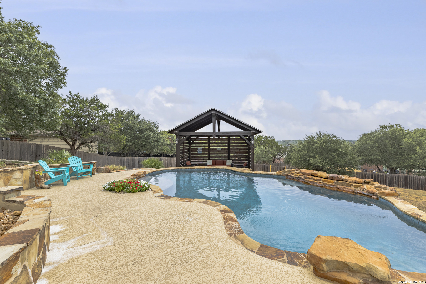 9035 Woodland Trce