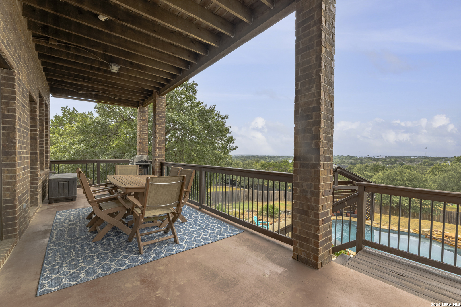 9035 Woodland Trce