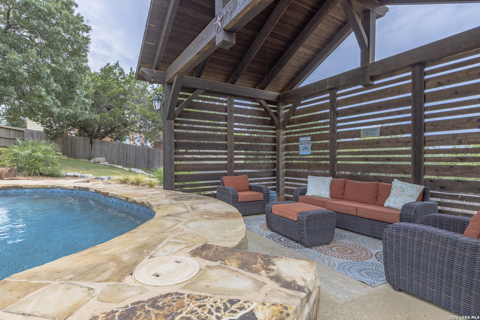 9035 Woodland Trce