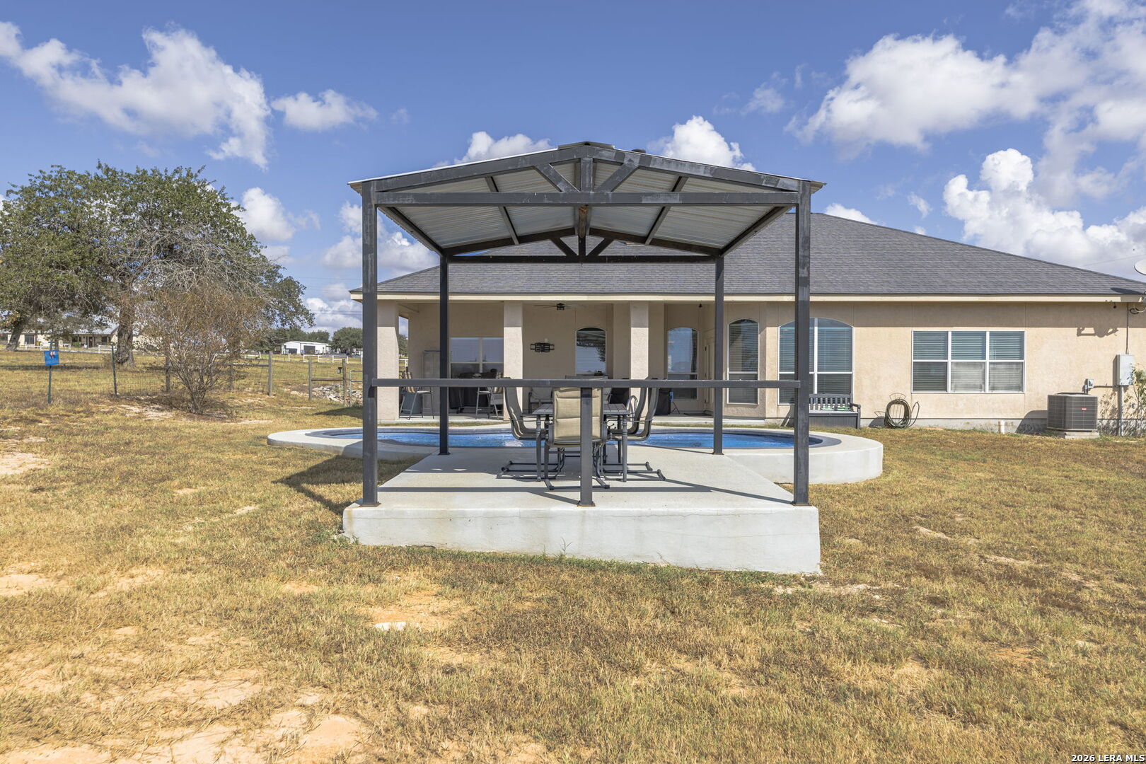 708 Lake Valley Dr