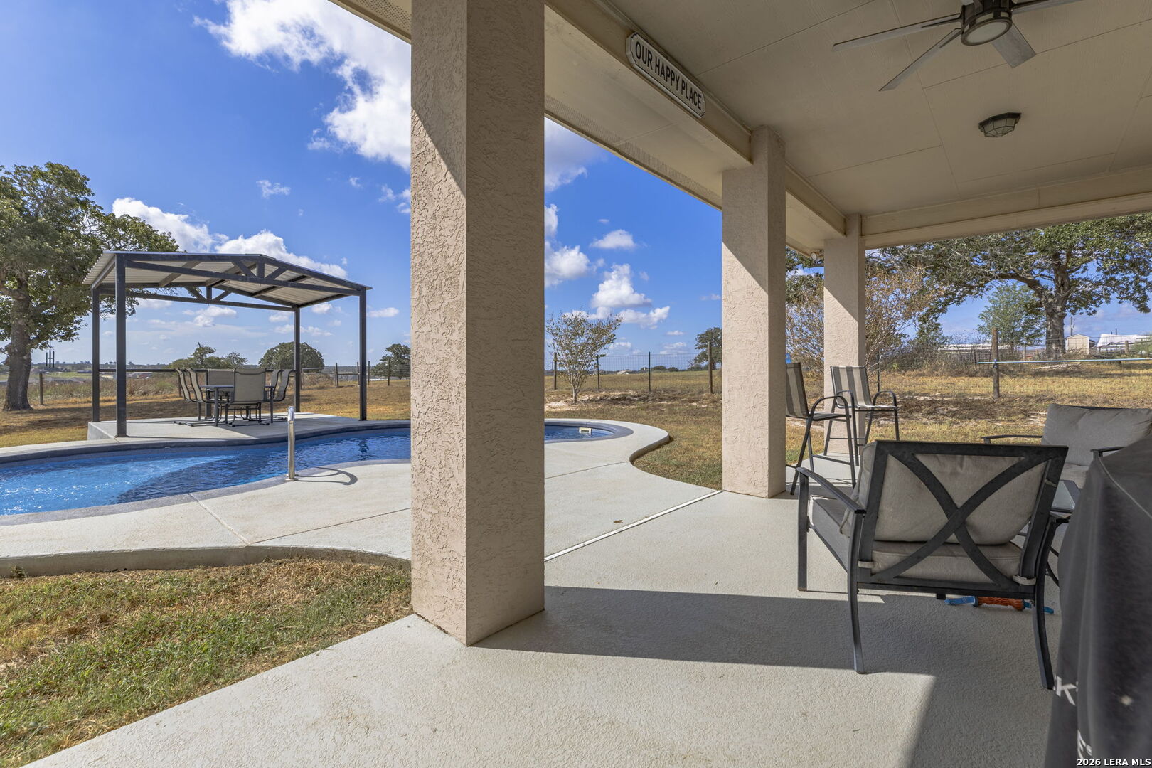 708 Lake Valley Dr