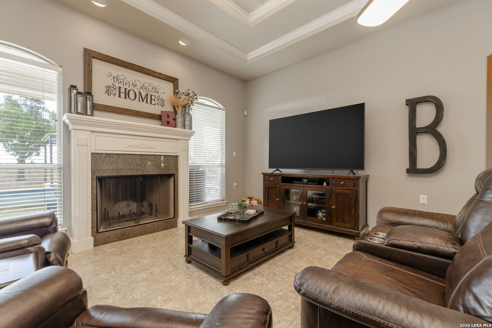 708 Lake Valley Dr