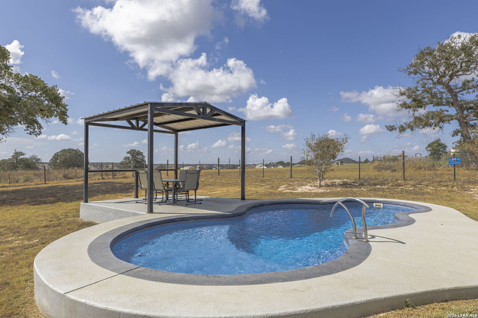 708 Lake Valley Dr