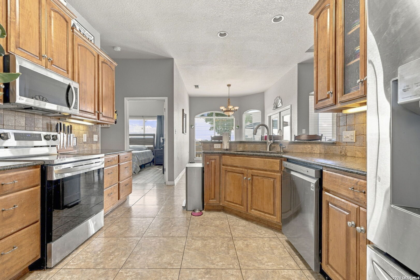 708 Lake Valley Dr