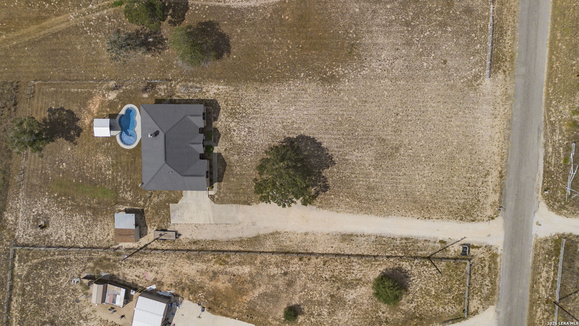 708 Lake Valley Dr