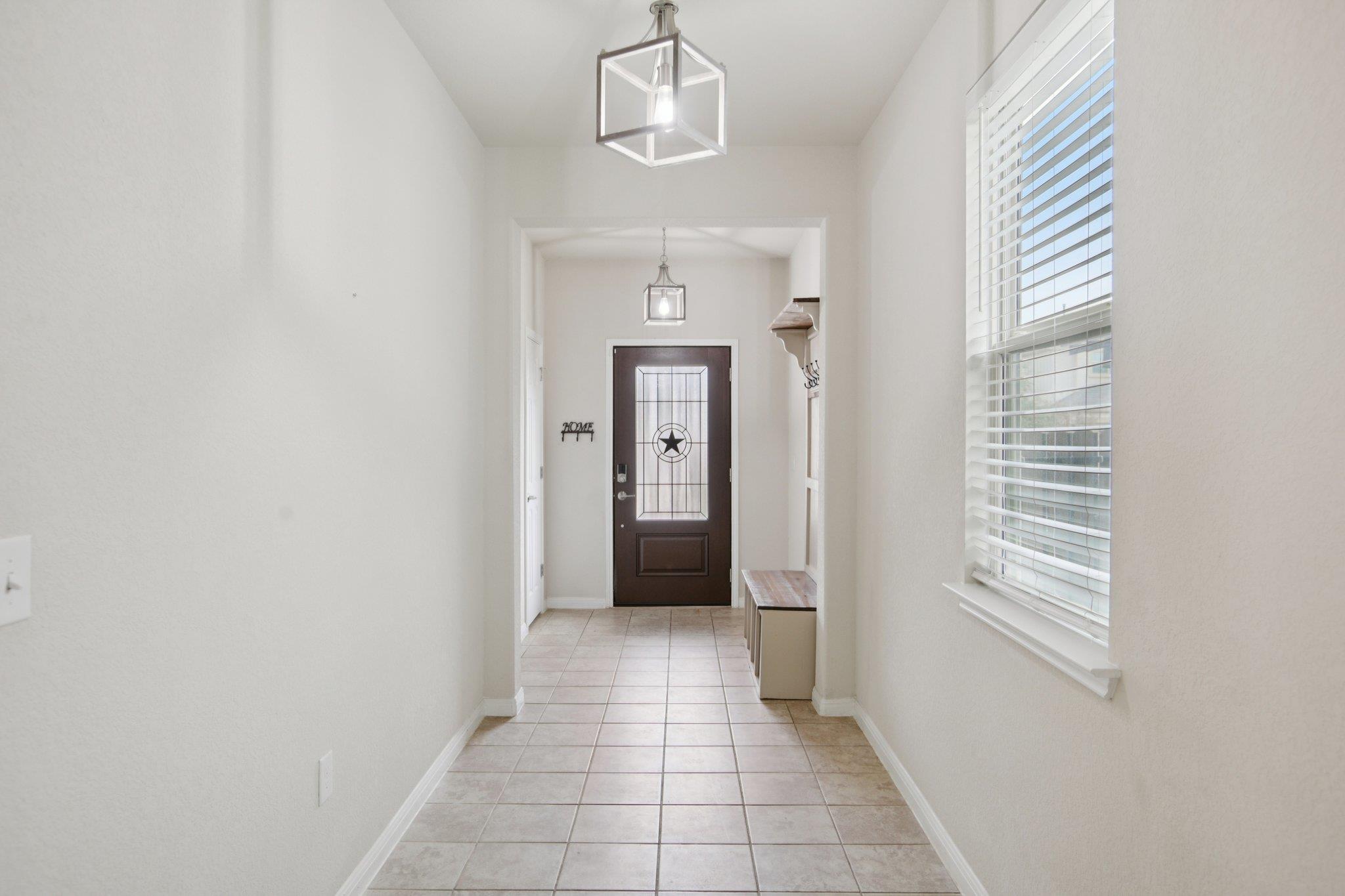 176 Mayney LN