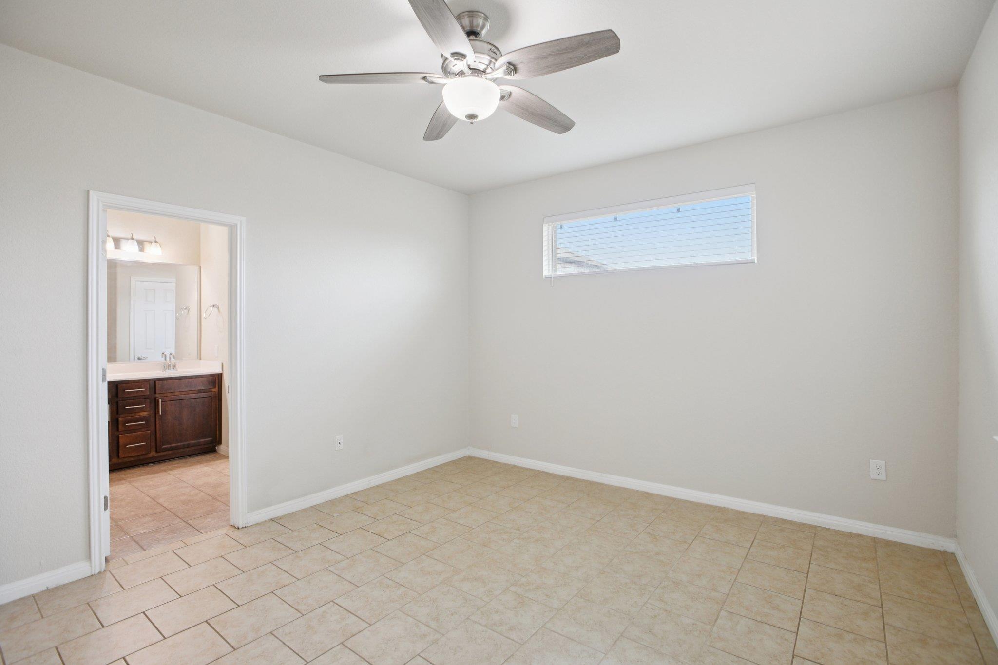 176 Mayney LN