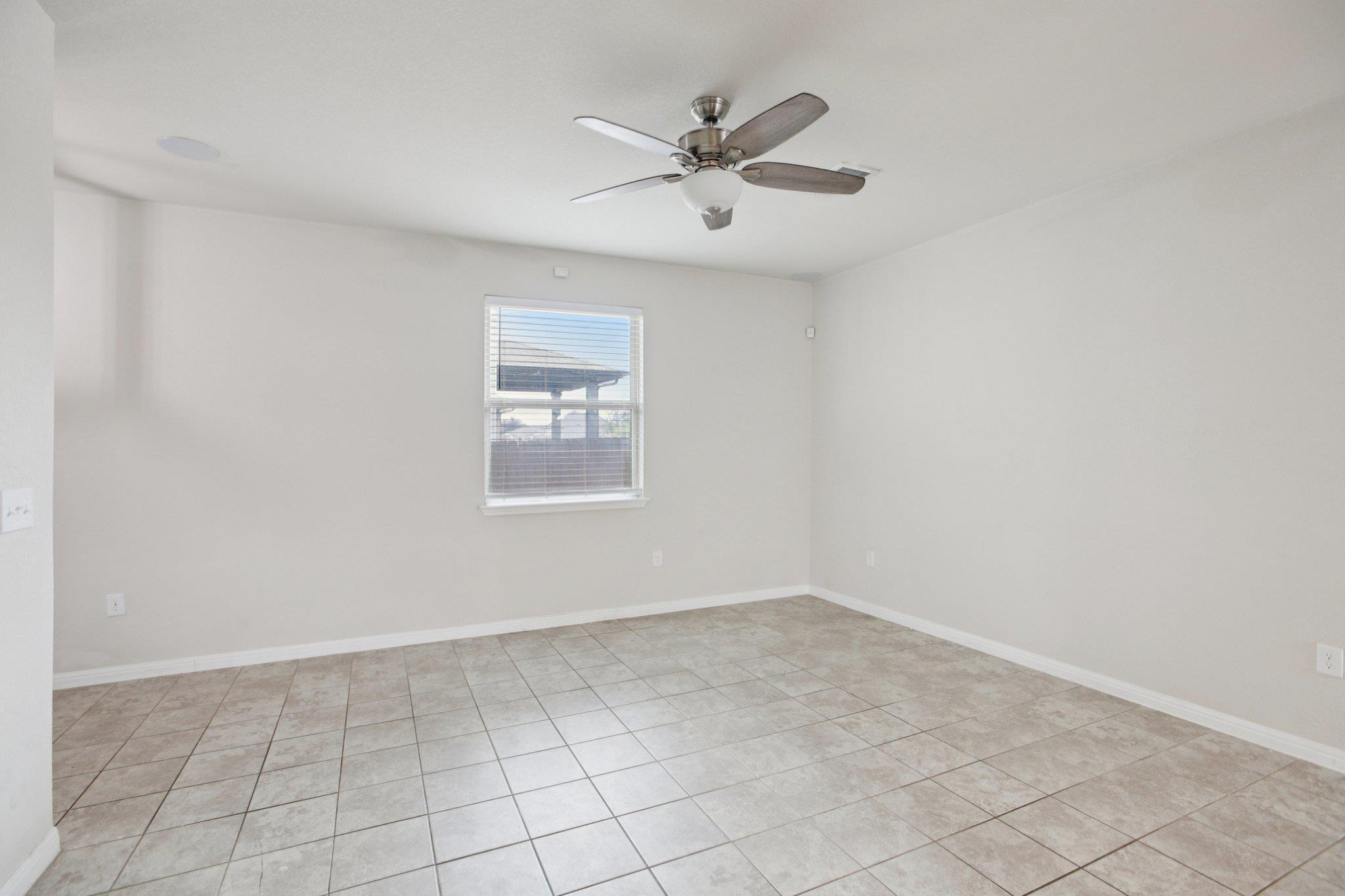 176 Mayney LN