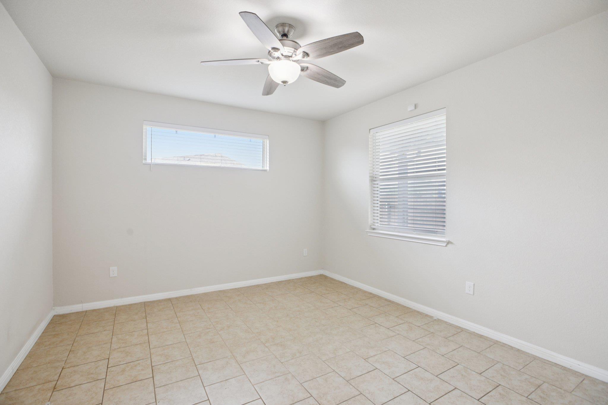 176 Mayney LN