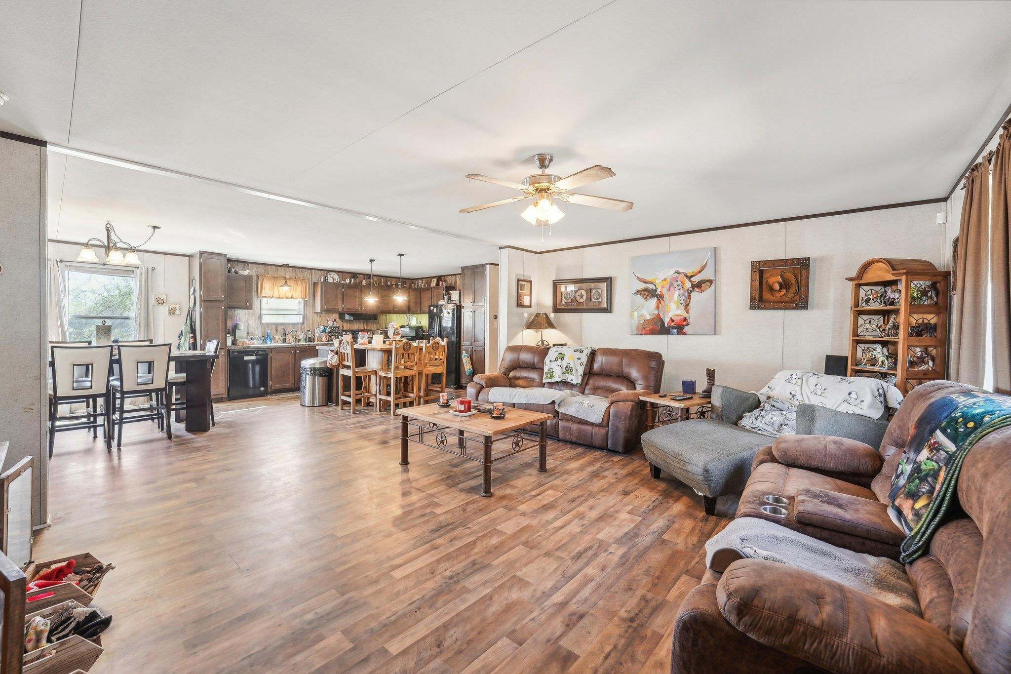 837 Southwood DR