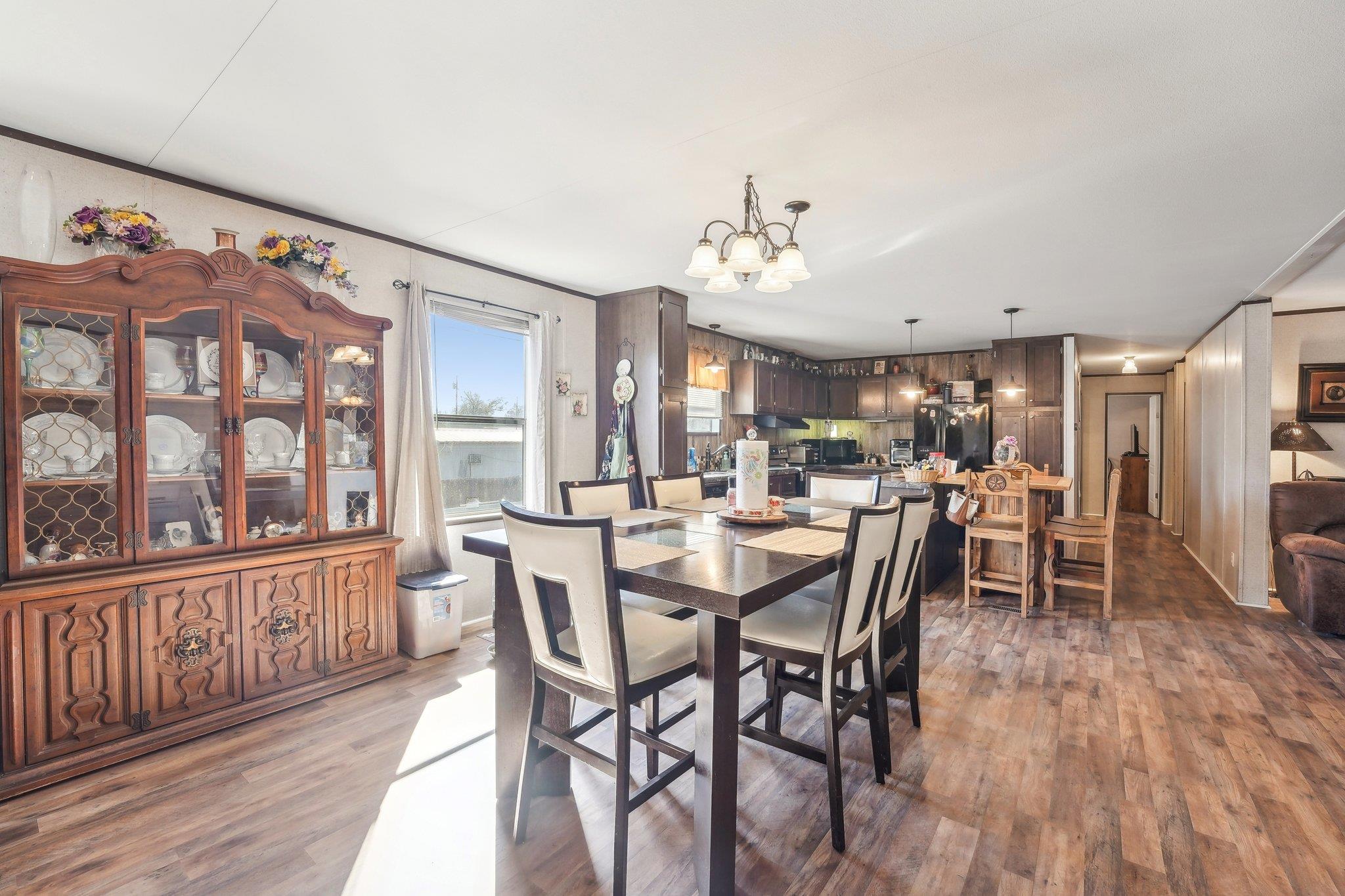 837 Southwood DR