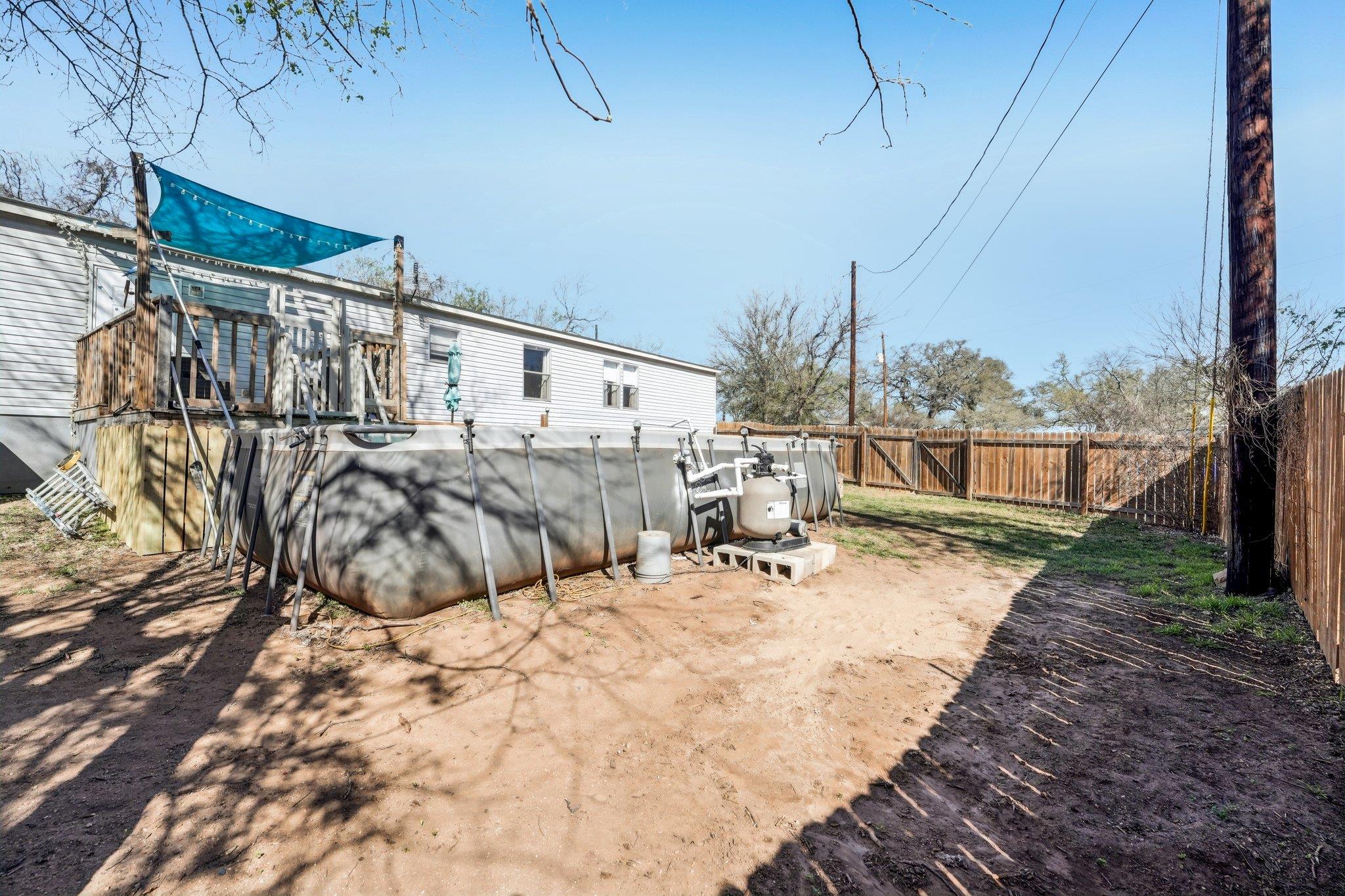 837 Southwood DR
