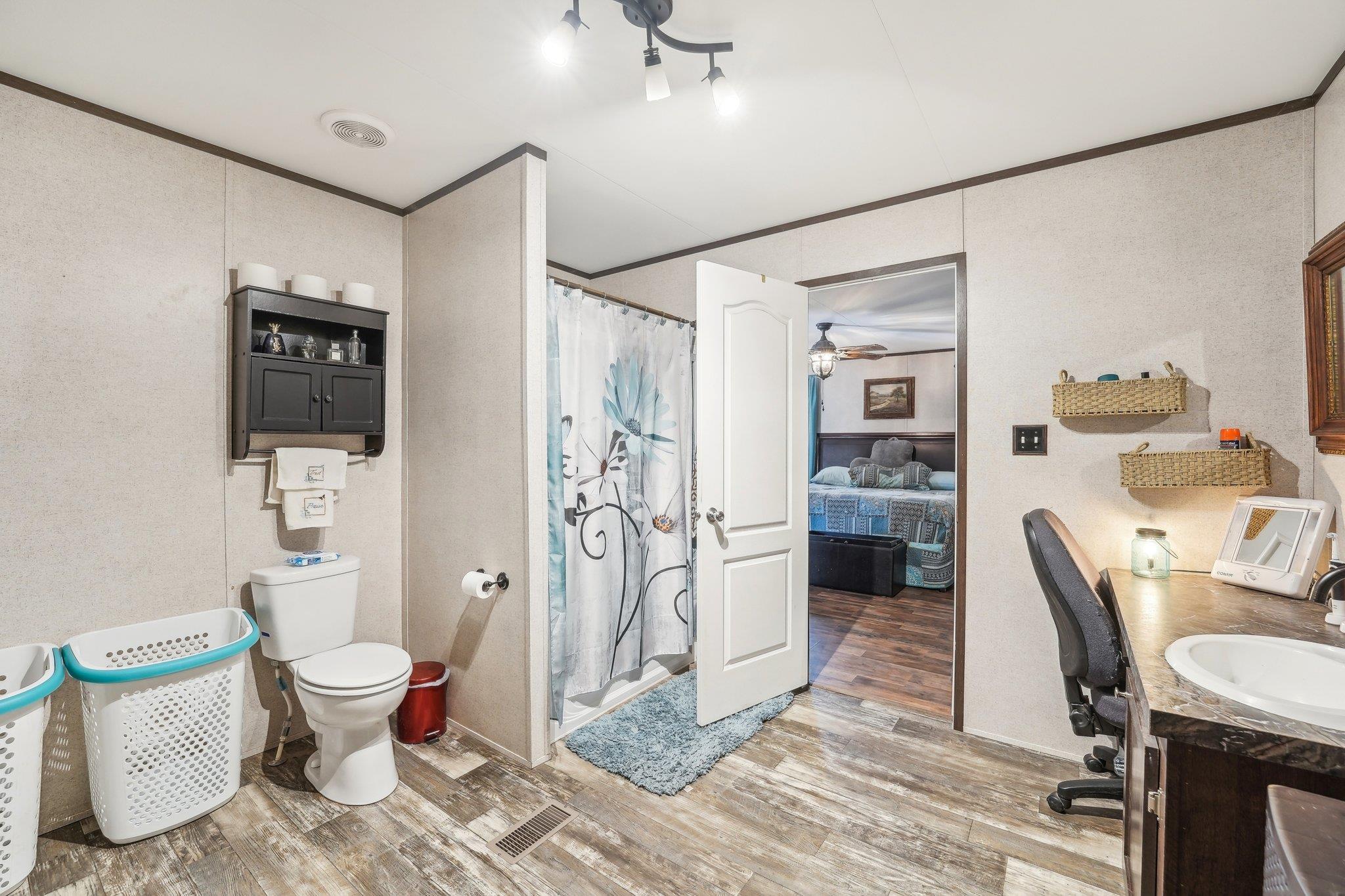 837 Southwood DR