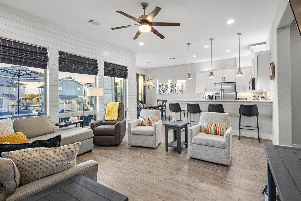 208 Archview Lane