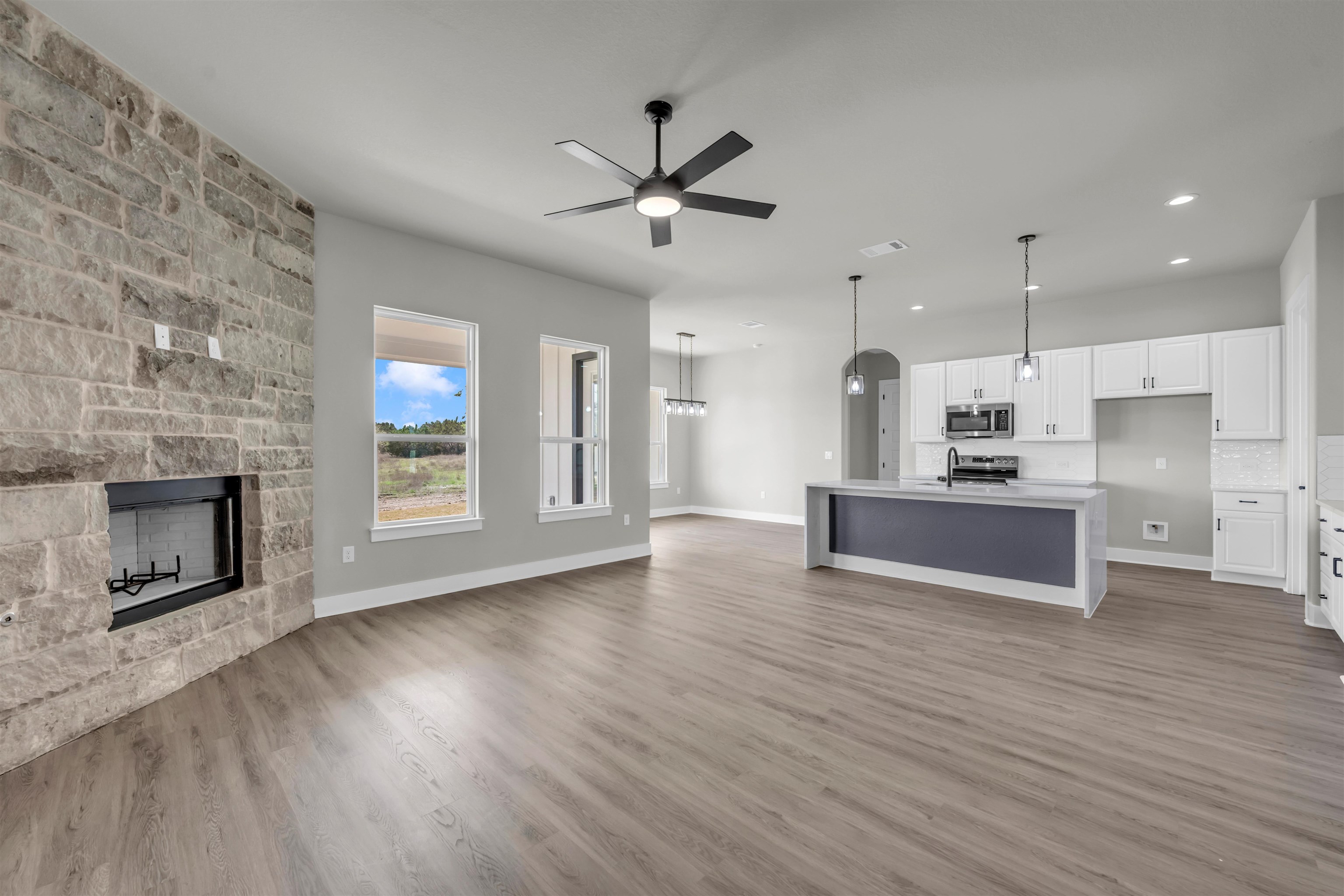 107 N Draper Lane