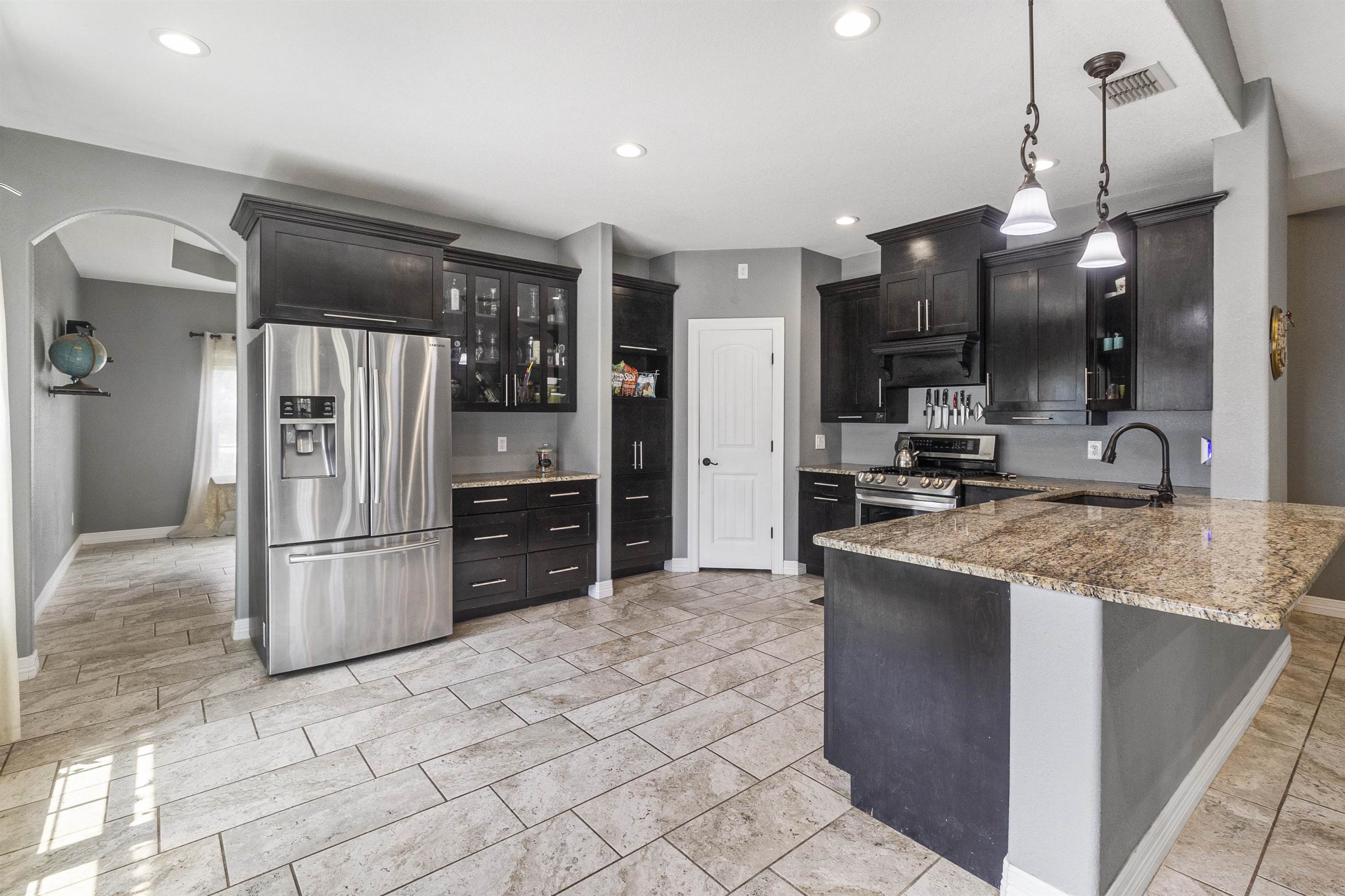 480 Indian Wells Drive