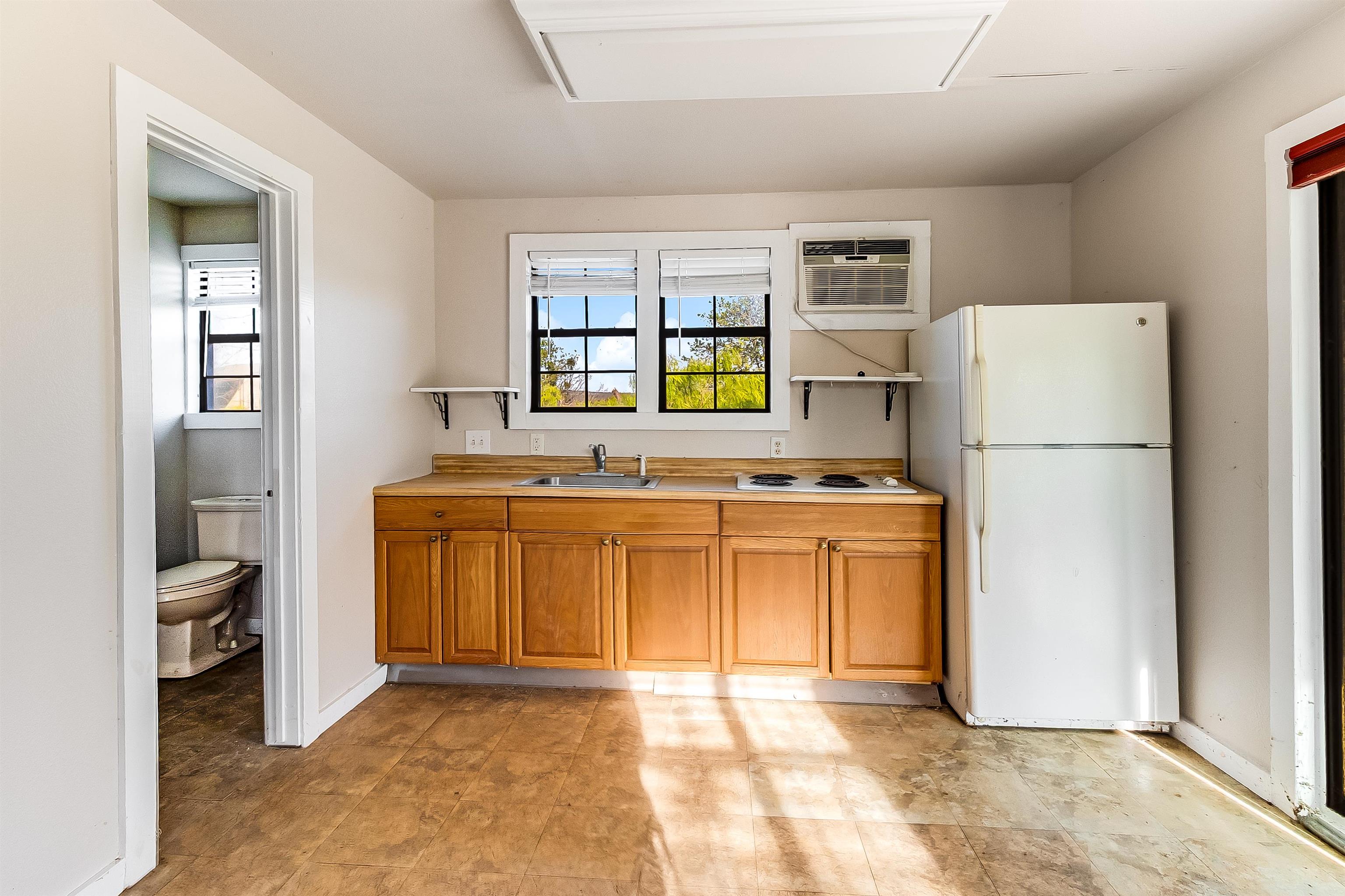 950 County Road 221