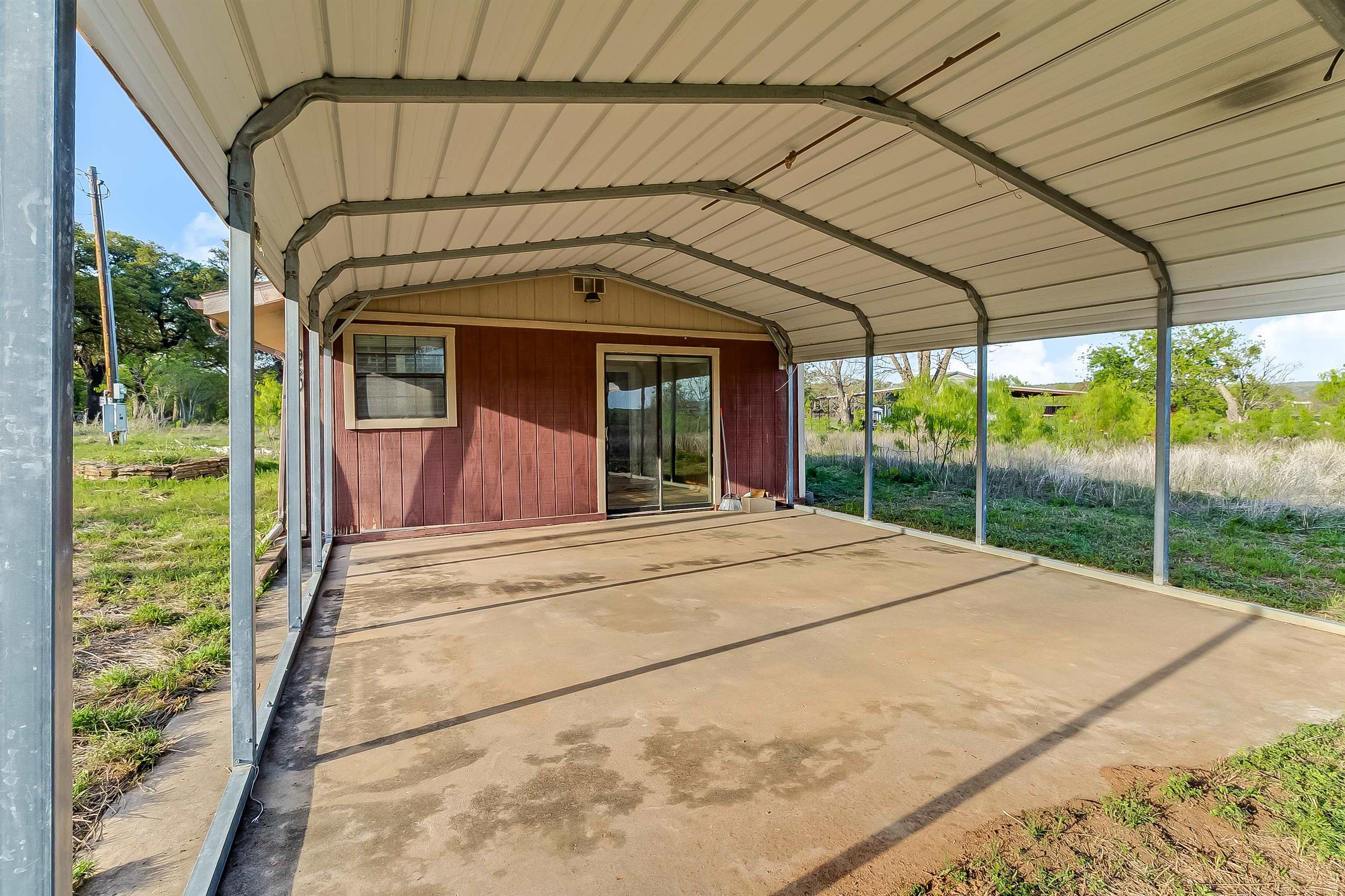950 County Road 221