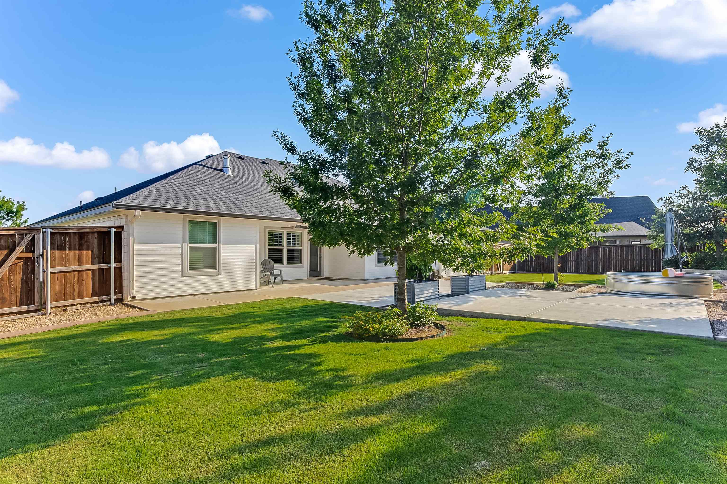 104 Avery Spur