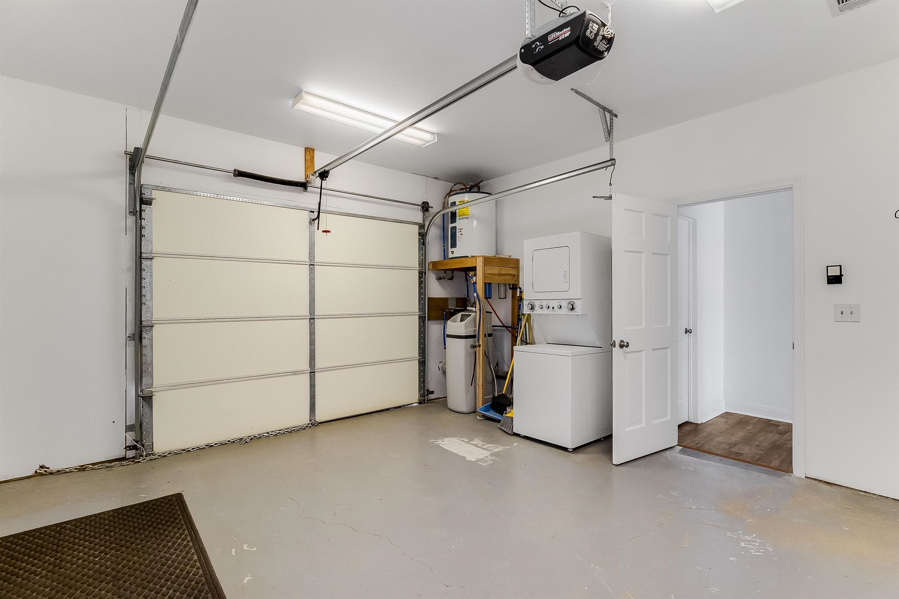 4023 E State Highway 29