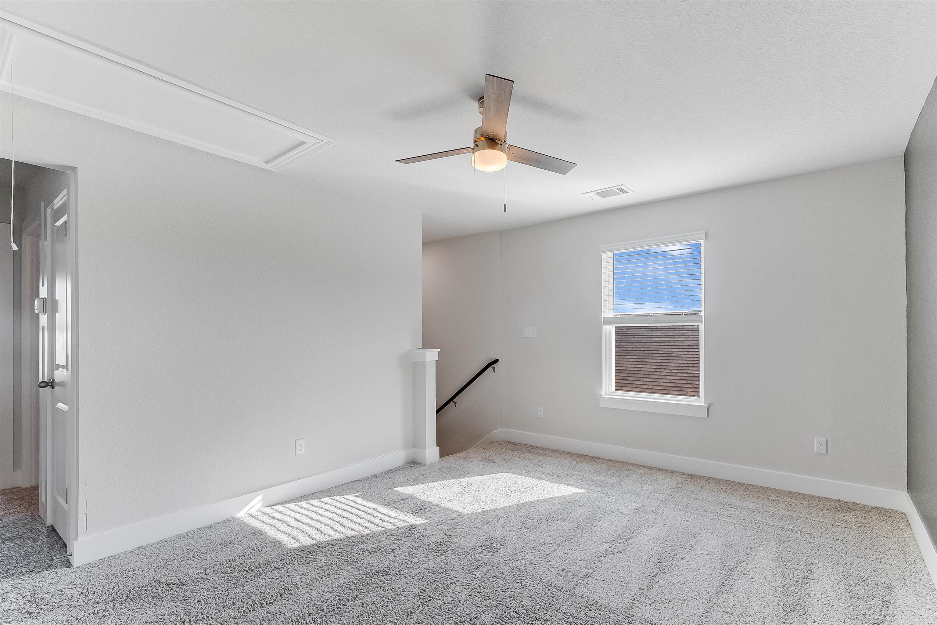 525 Longmount Cove