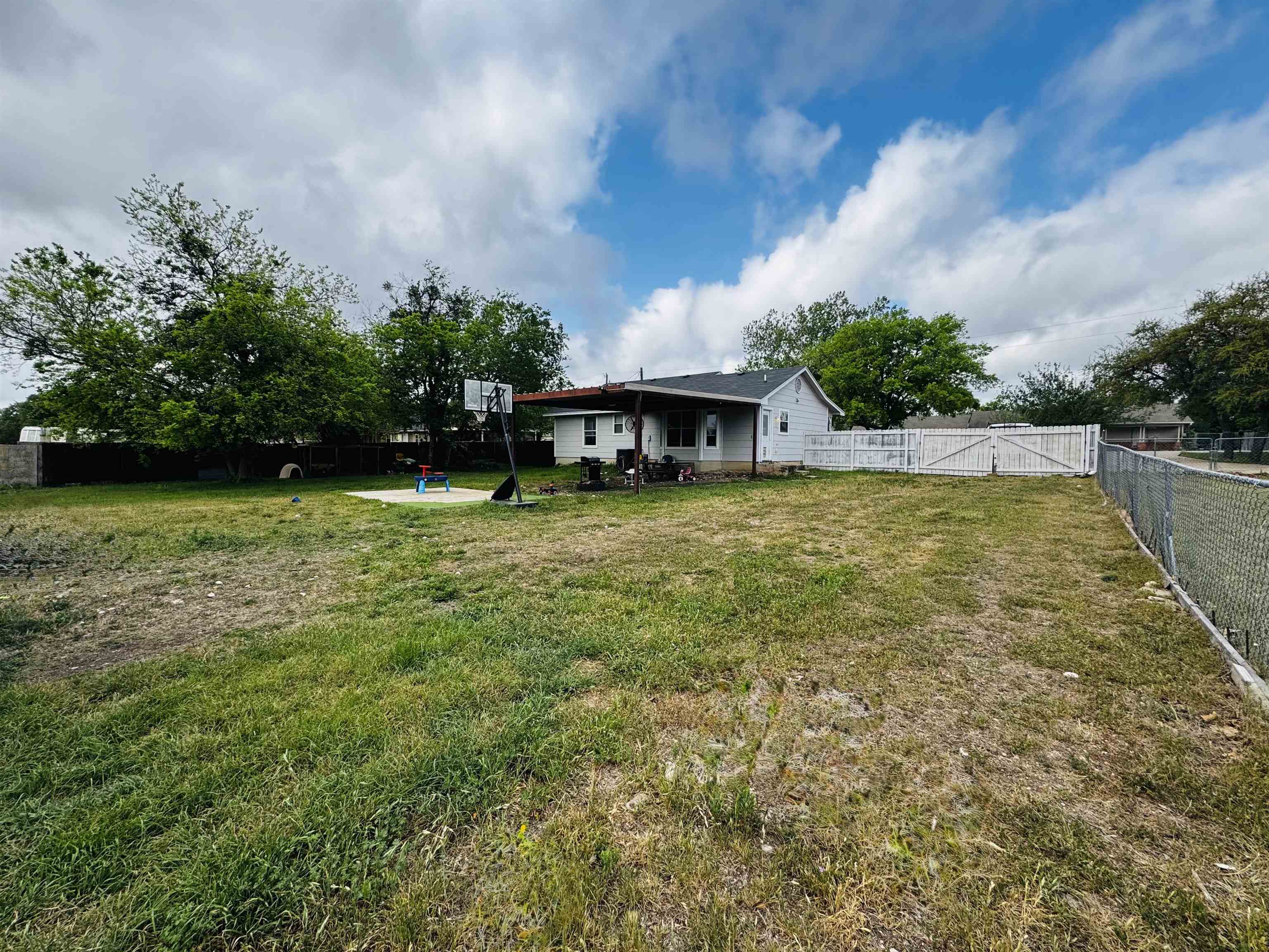 555 Live Oak Drive