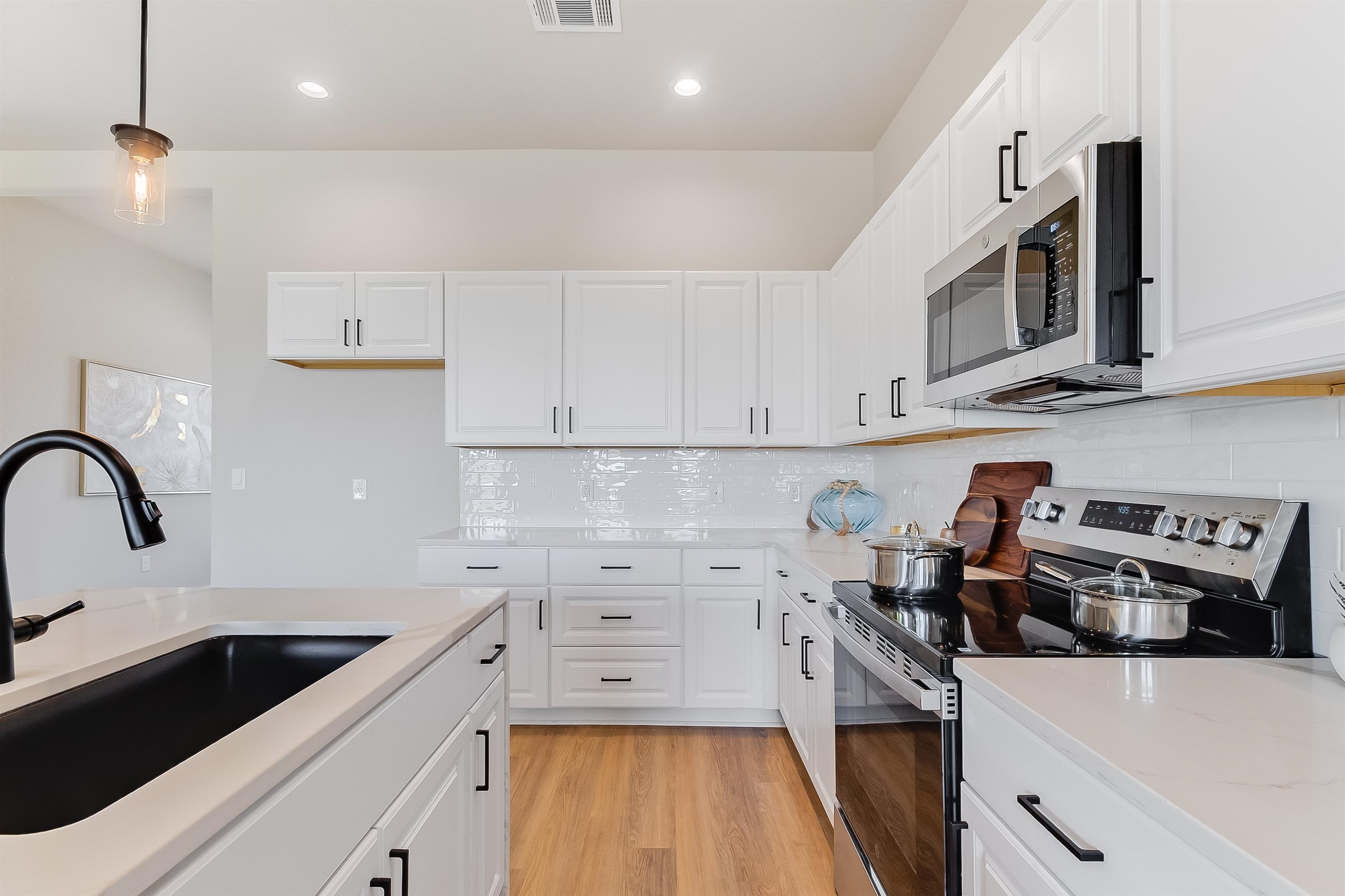 111 S Draper Lane