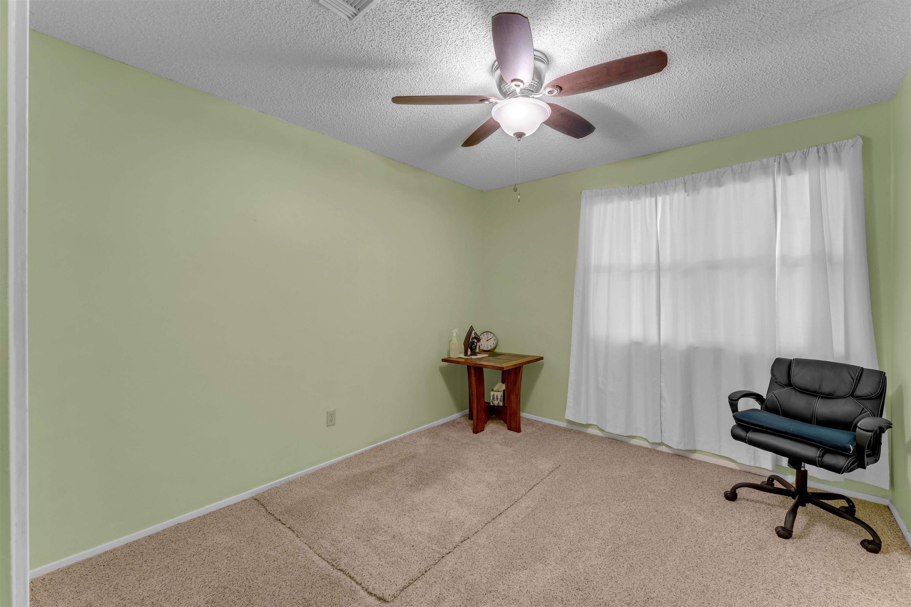 1607 Oatman