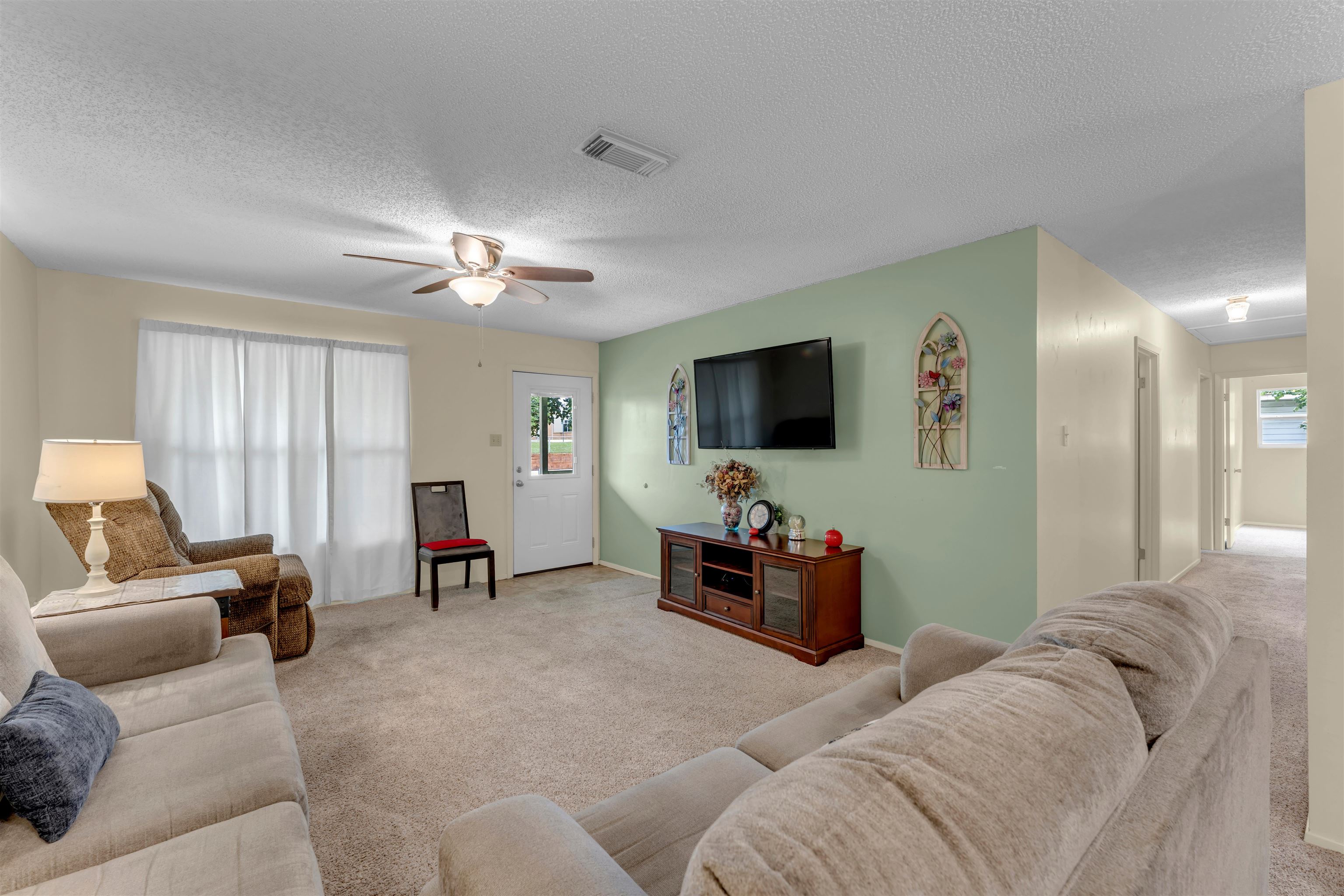 1607 Oatman
