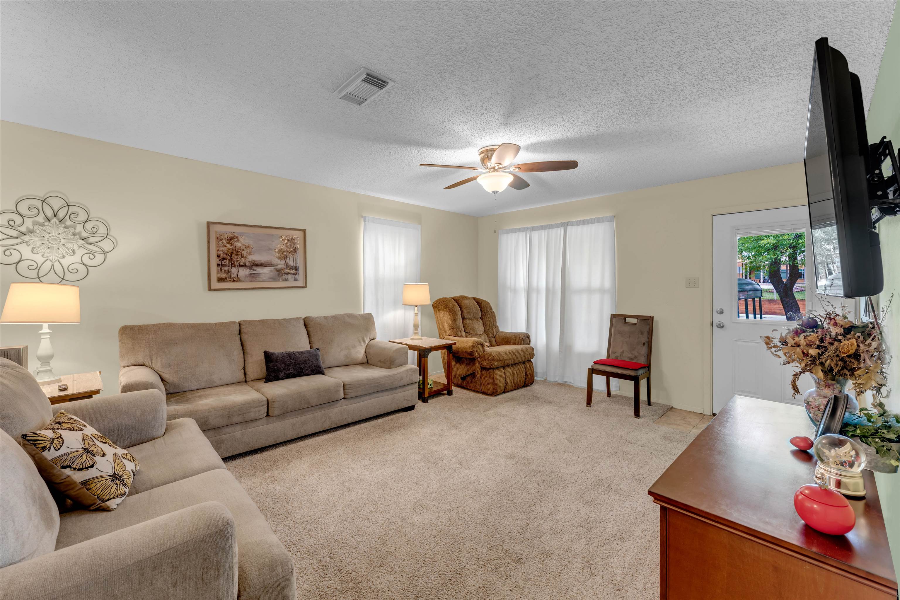 1607 Oatman