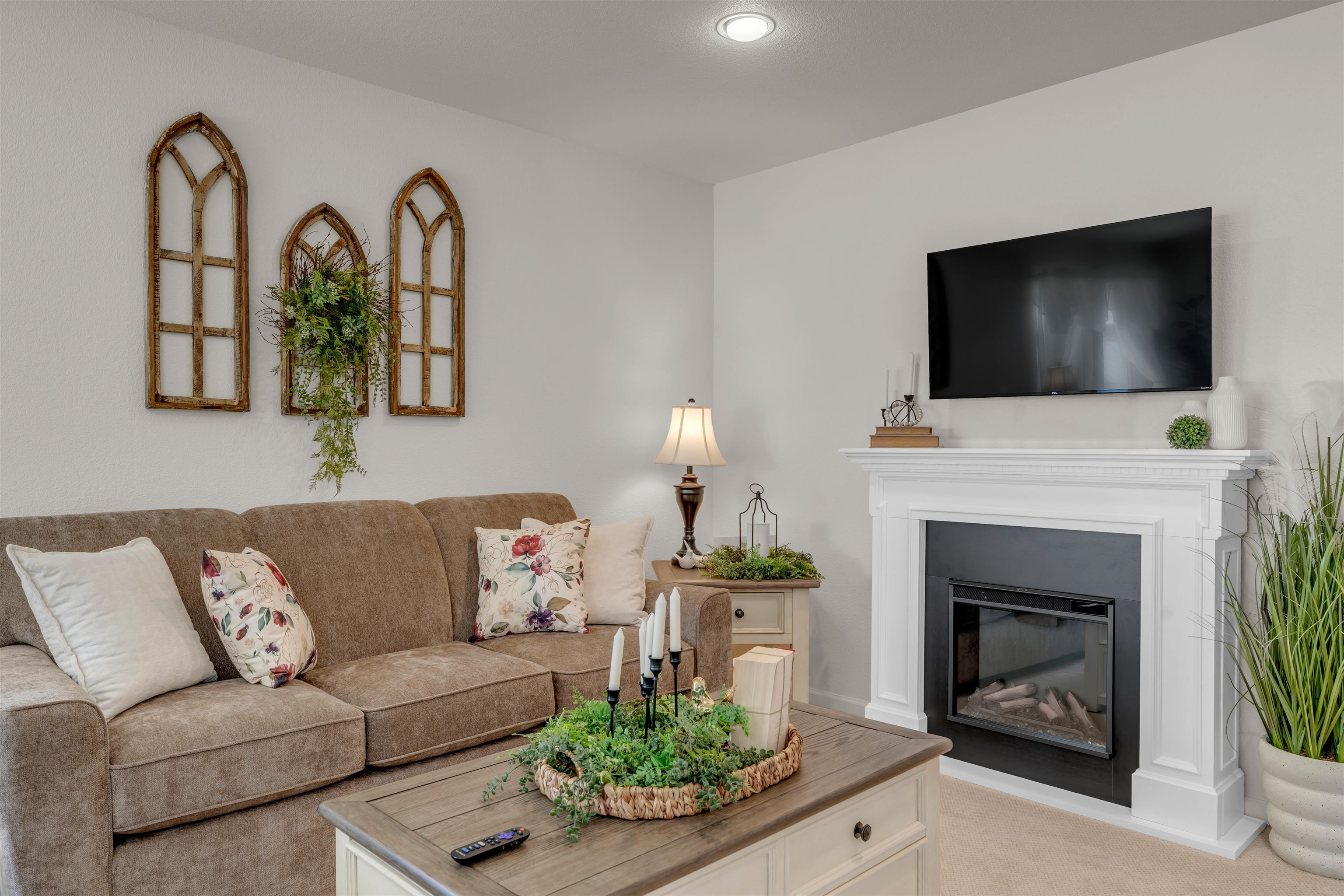 386 Lake Loop