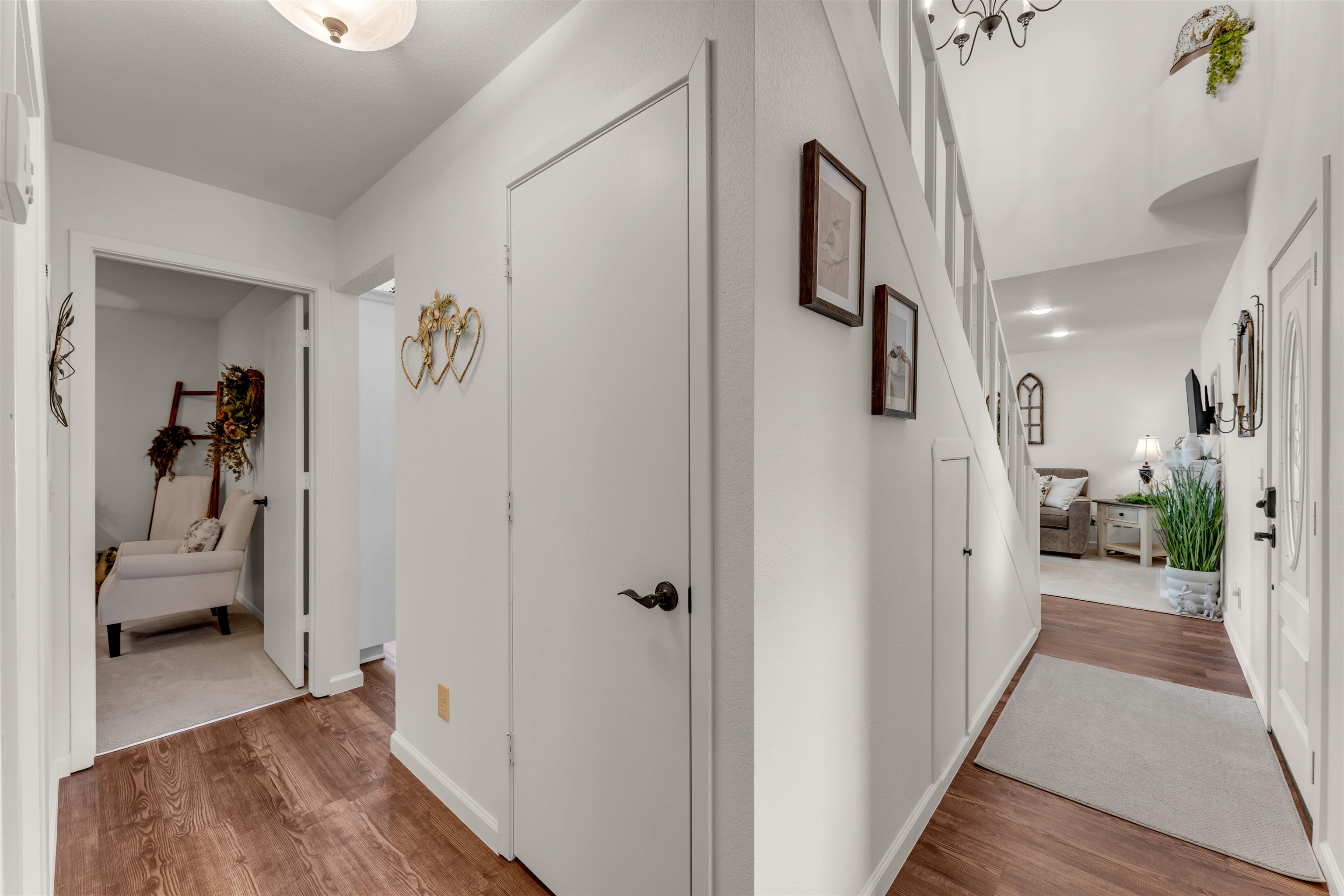 386 Lake Loop
