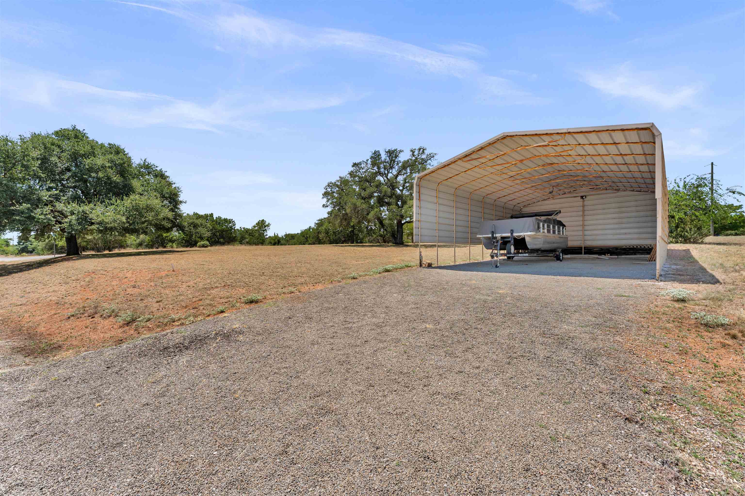 386 Lake Loop