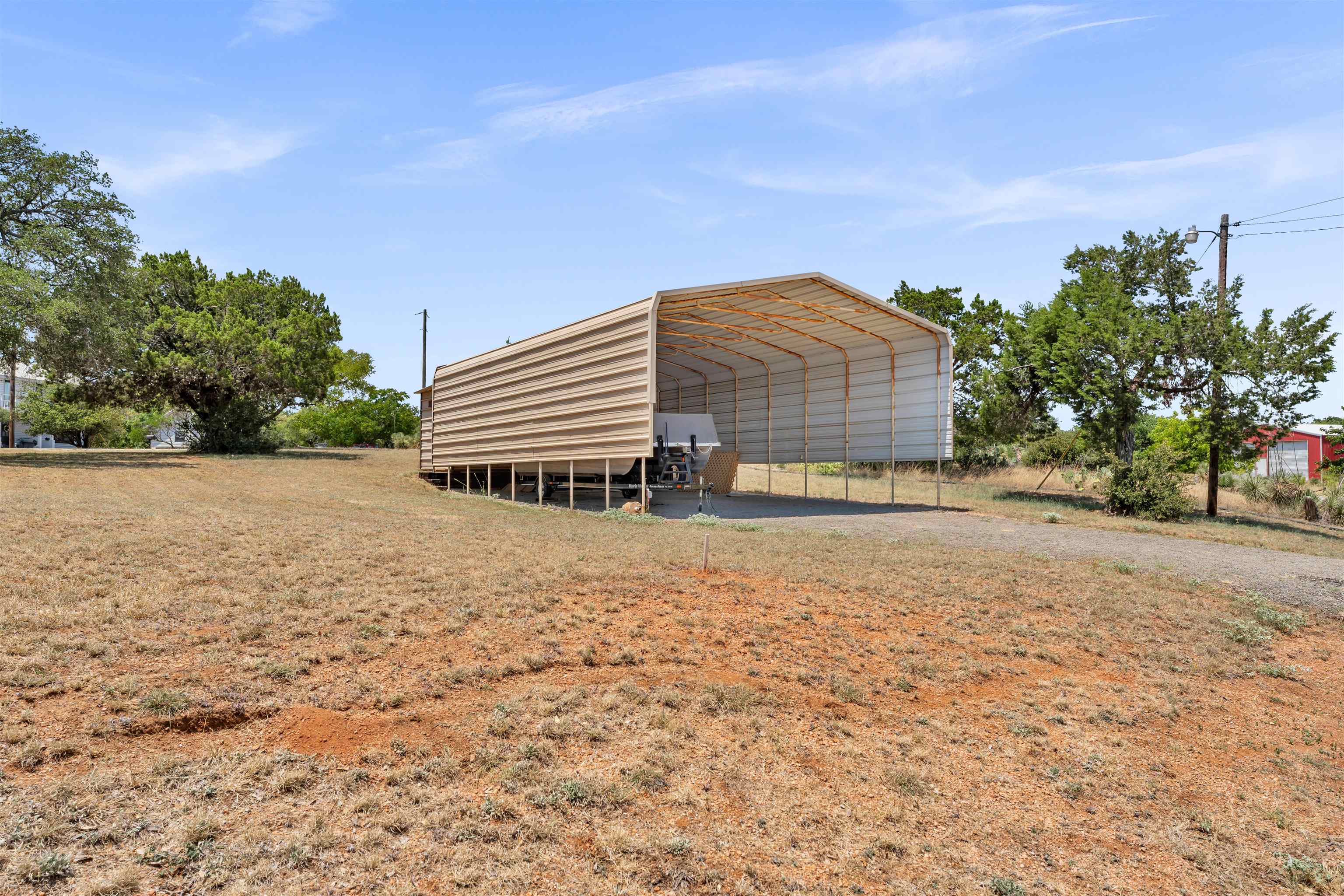 386 Lake Loop