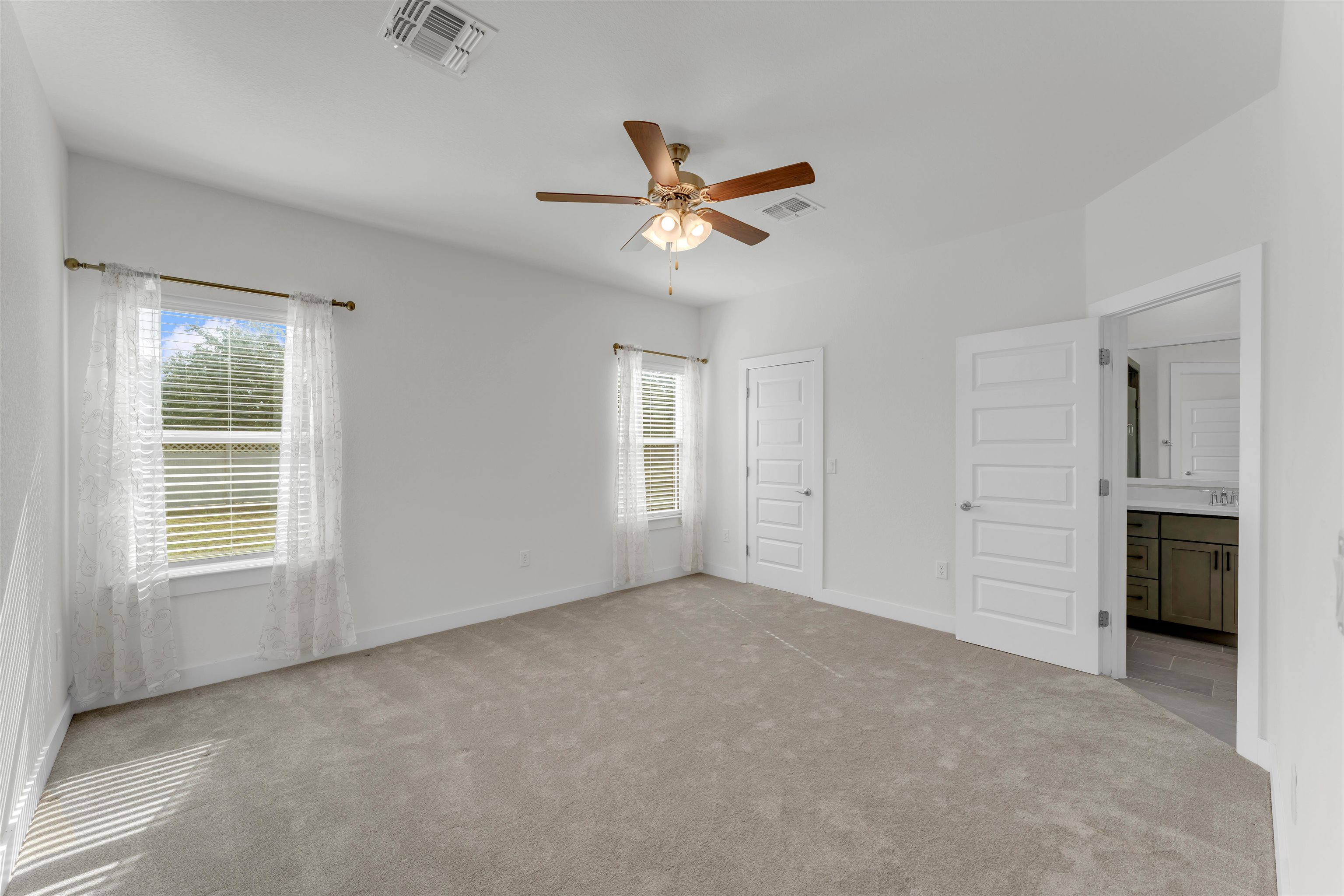 449 Dove Trail