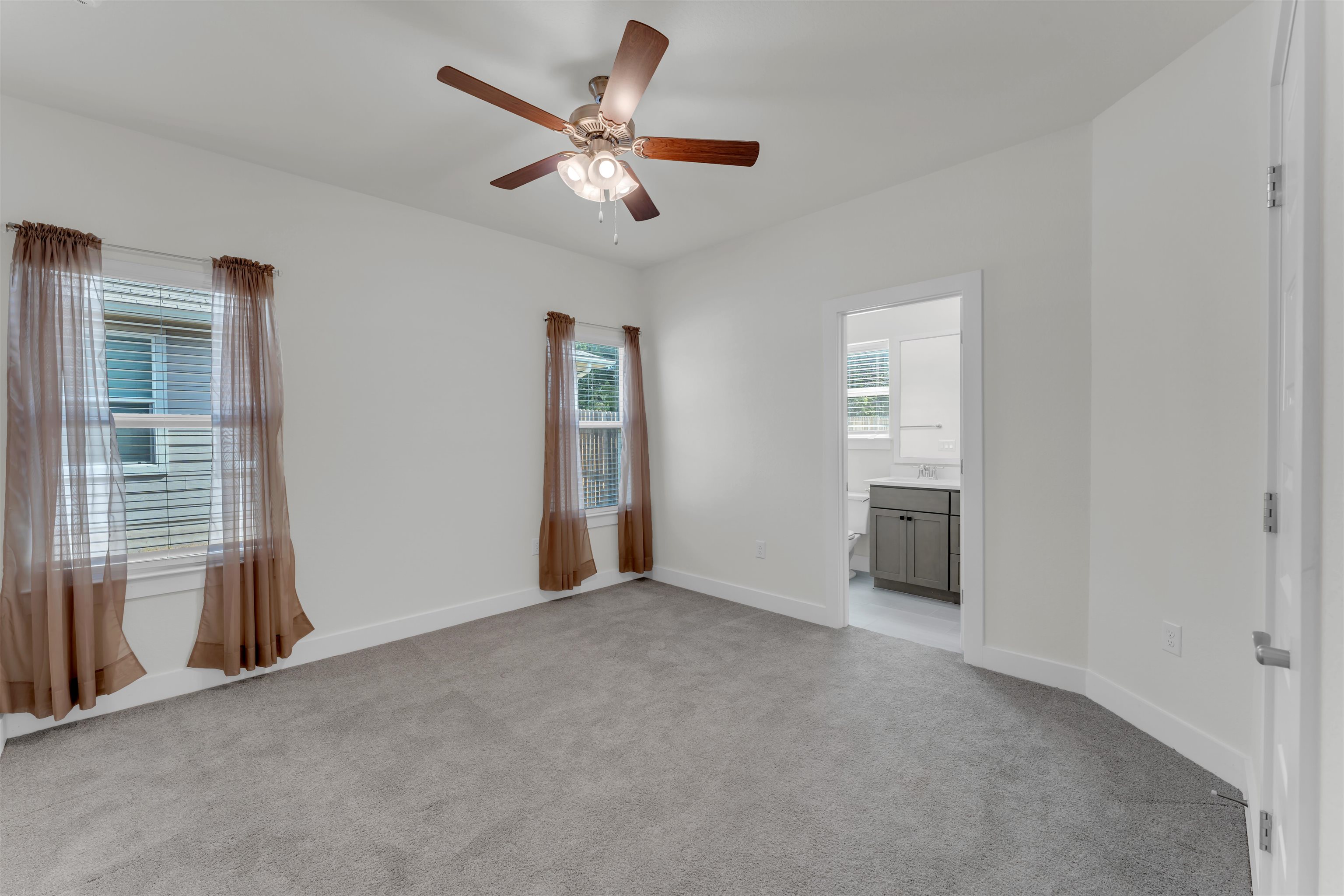 449 Dove Trail