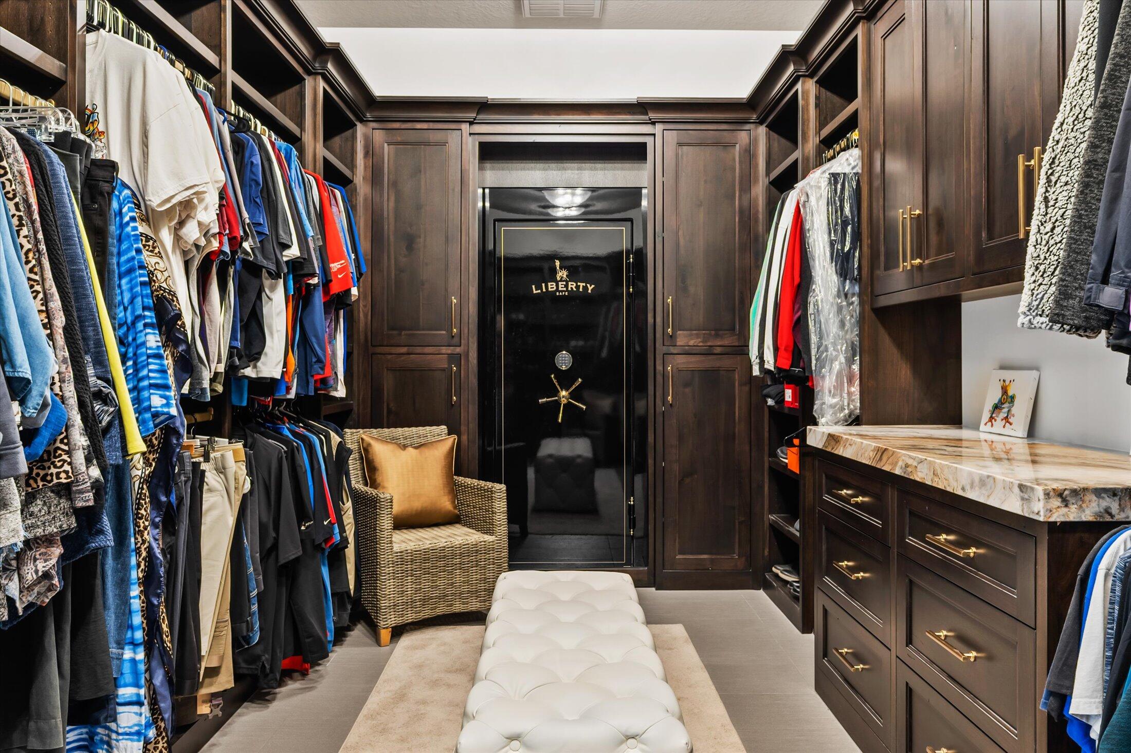 1767 Rhyolite LN